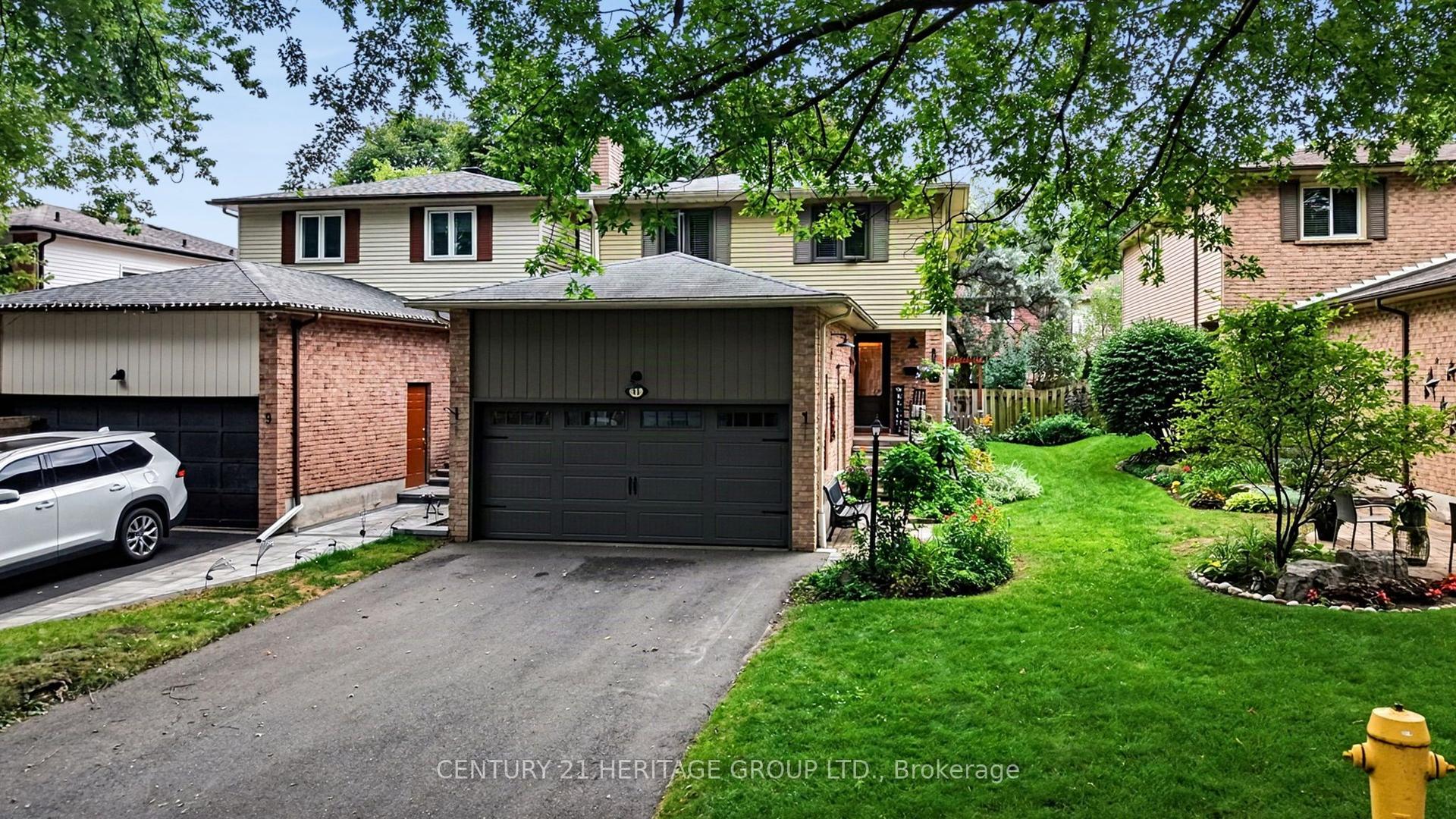 11 Bishop Crescent, Markham — Detached for sale, photo 1