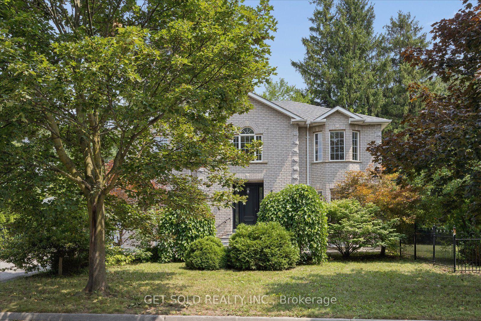 49 Pearson Avenue, Richmond Hill — Detached for sale, photo 1