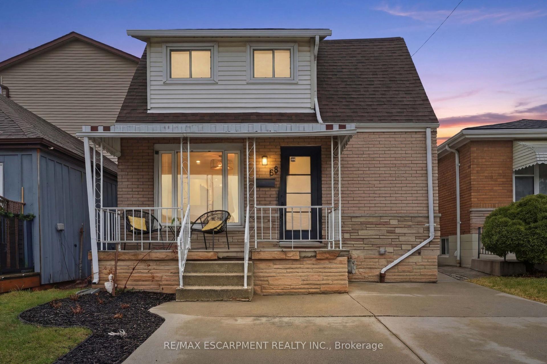 68 Delena Avenue N — photo 1