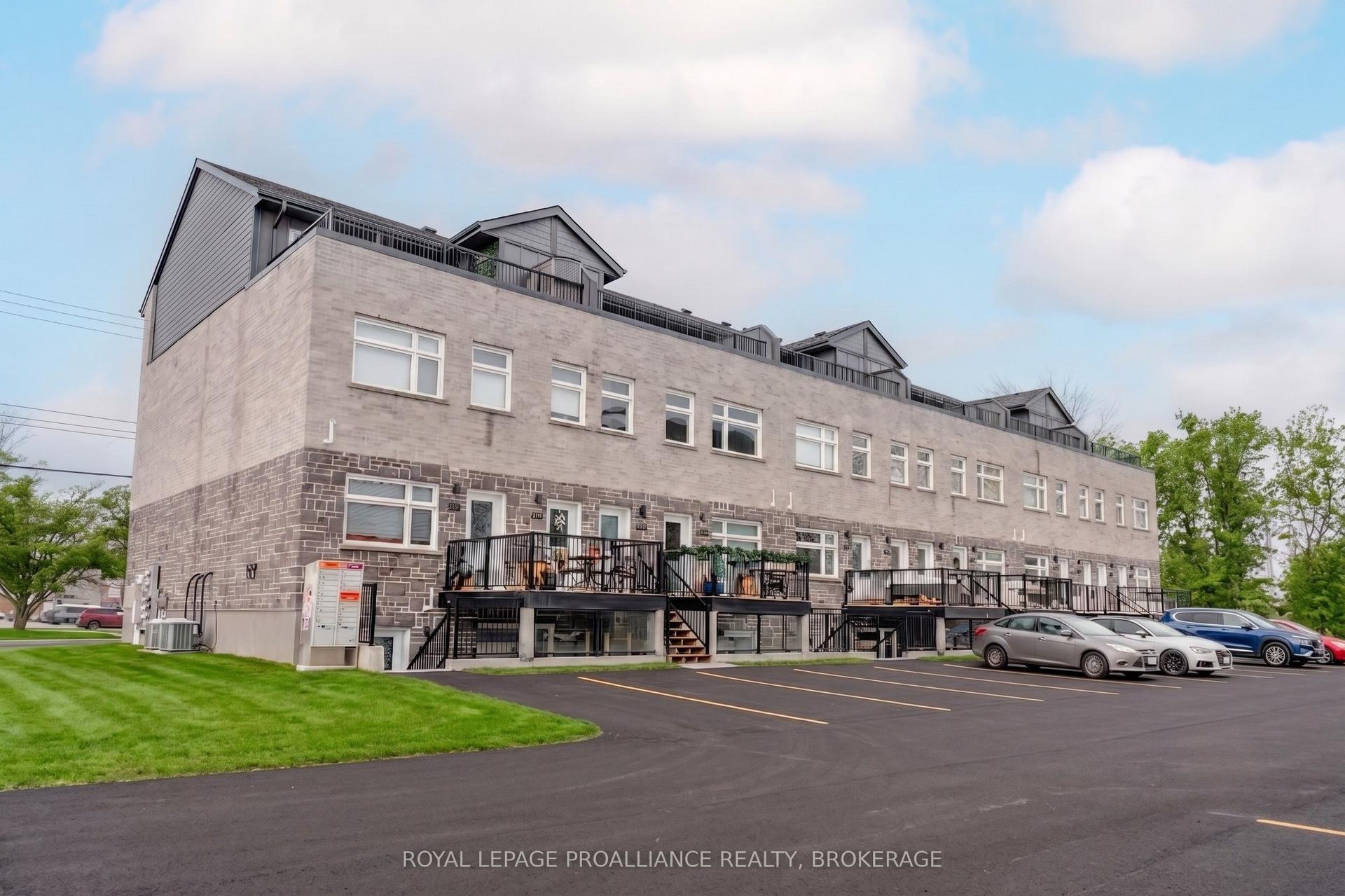809 Development Drive 105 #105, Kingston — Condo Town for sale, photo 1