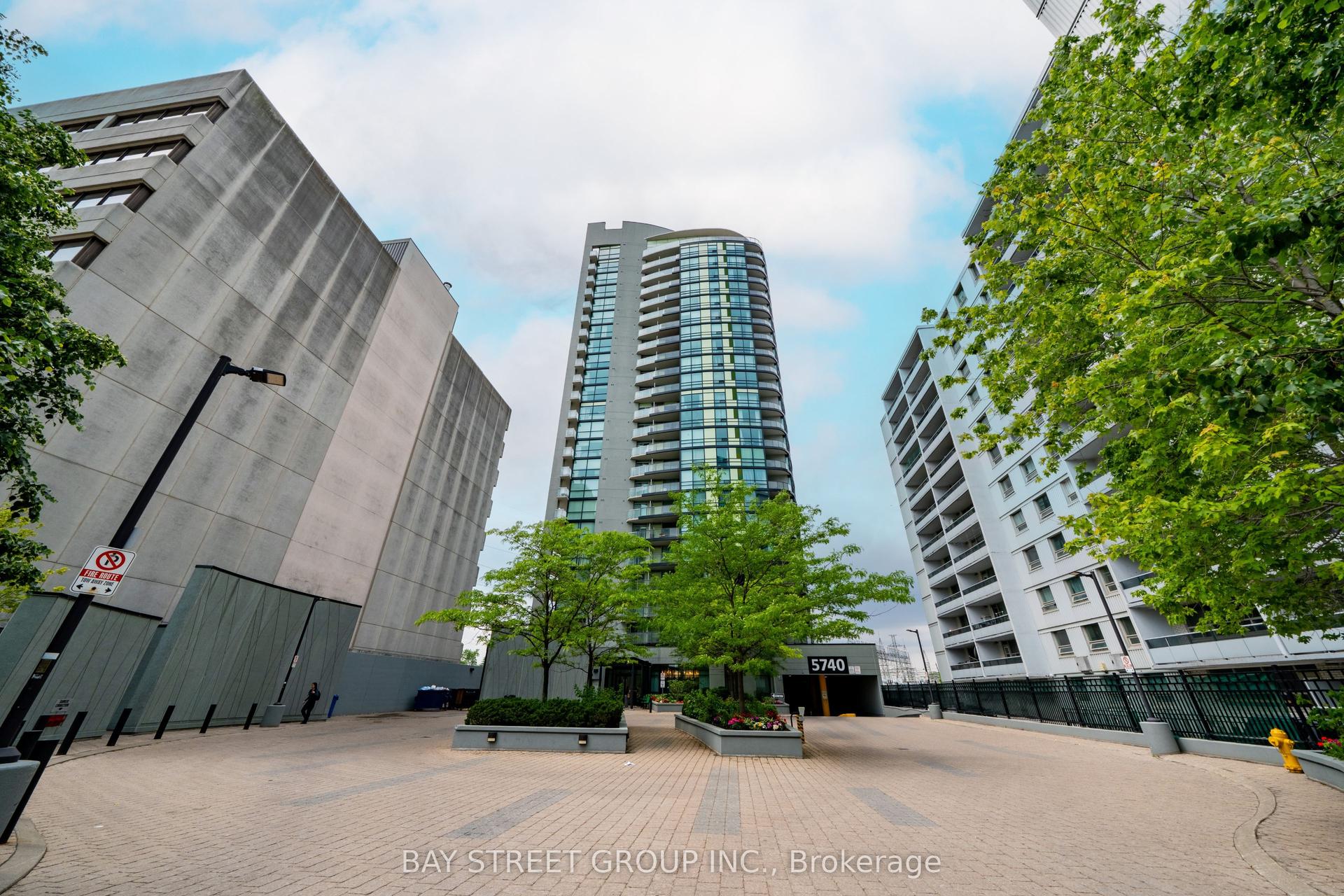 5740 Yonge Street 2009 #2009, Toronto — Condo for sale, photo 1