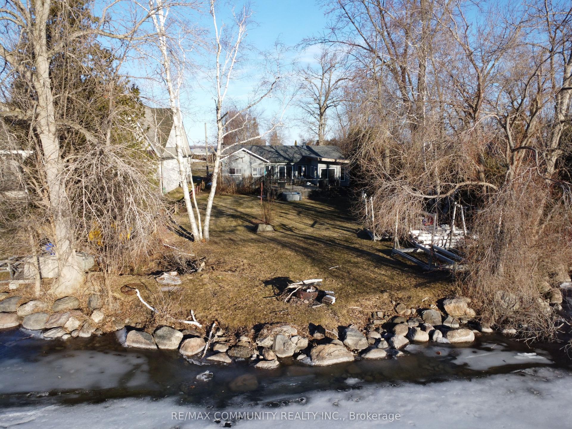 579 Duclos Point Road — photo 3