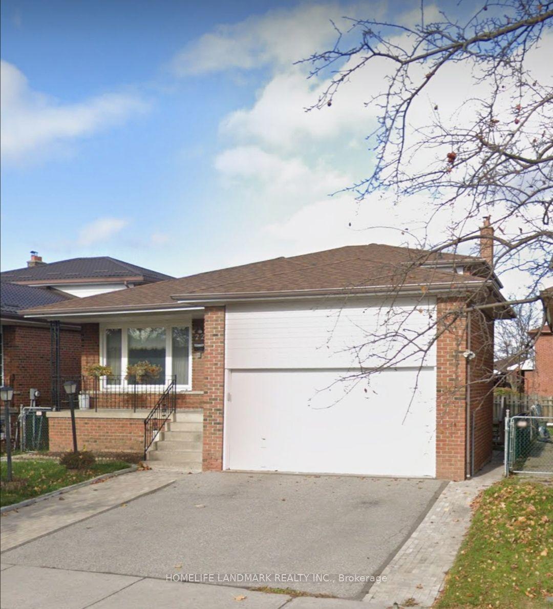 22 Glendinning Avenue Lower #Lower — photo 1
