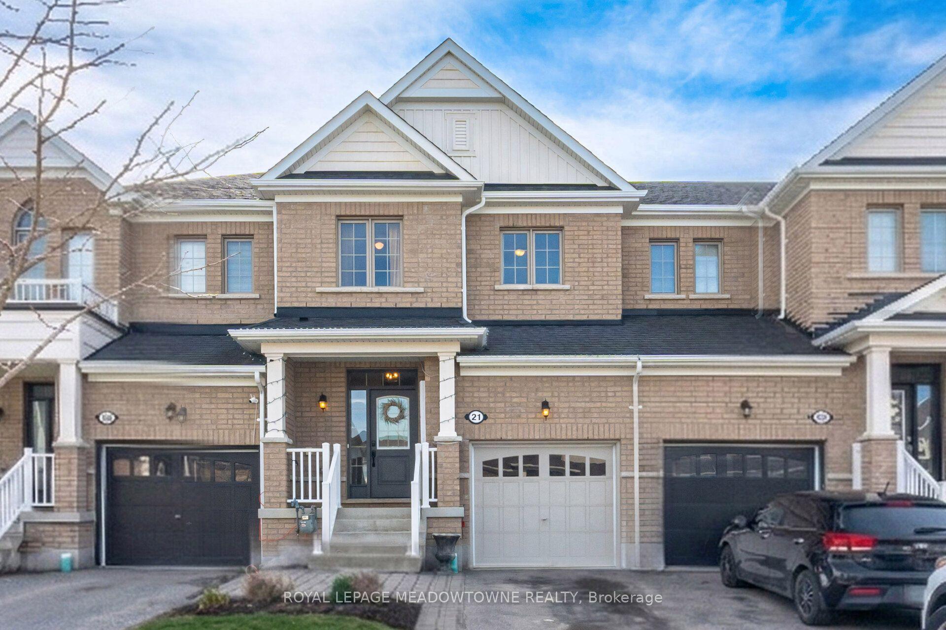 21 Sharpe Crescent — photo 1