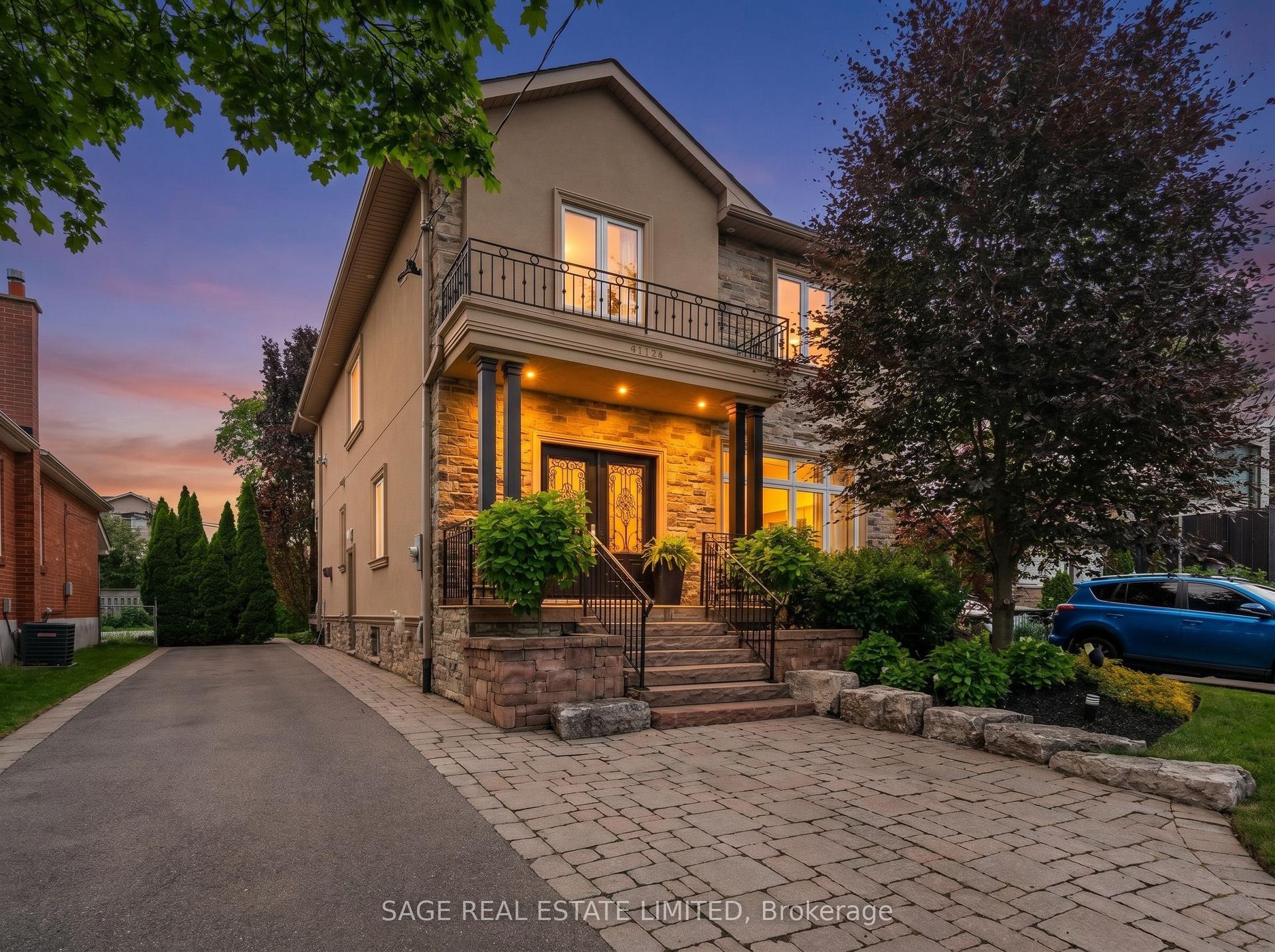 50 Northampton Drive — photo 1