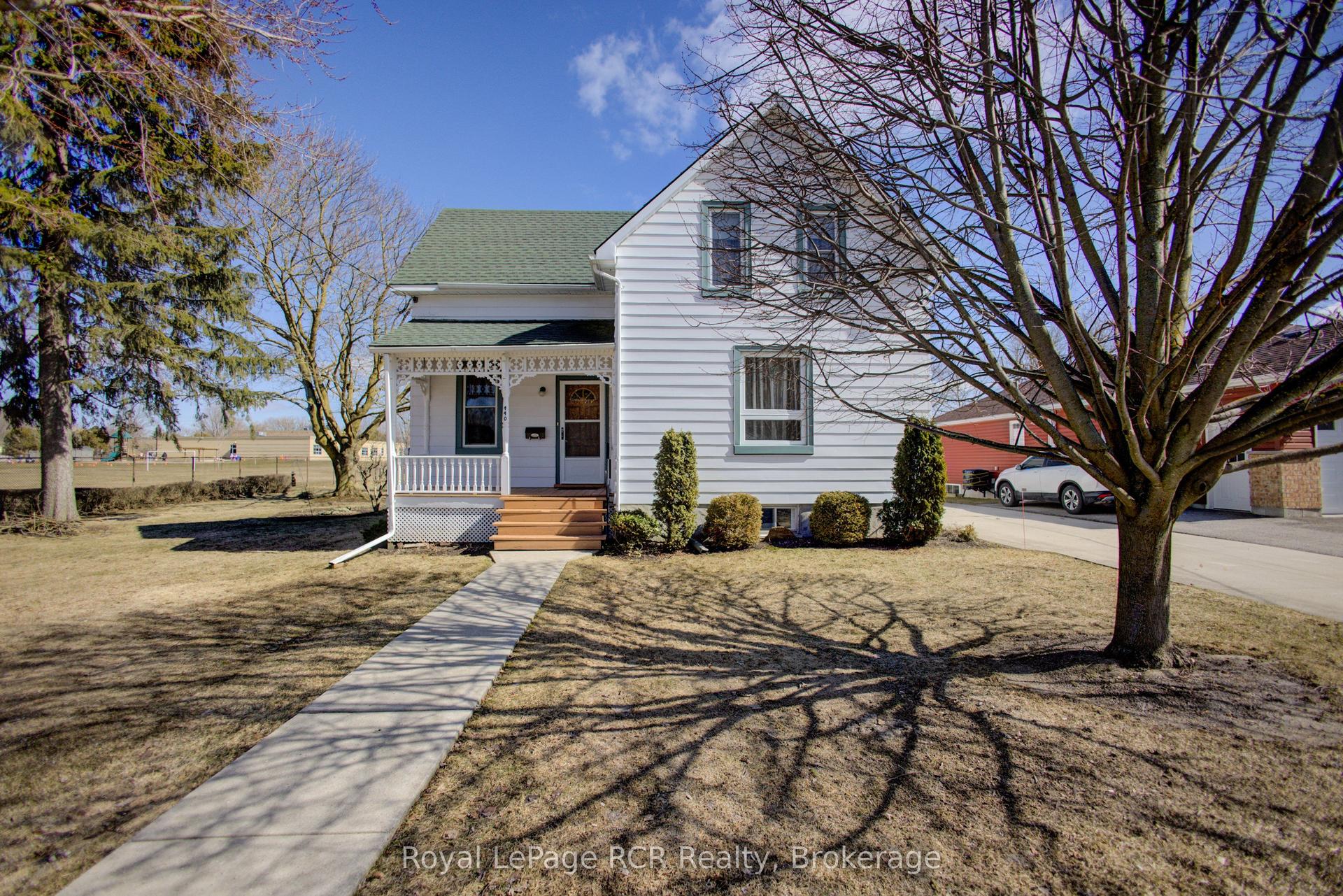 440 Reserve Avenue S — photo 1