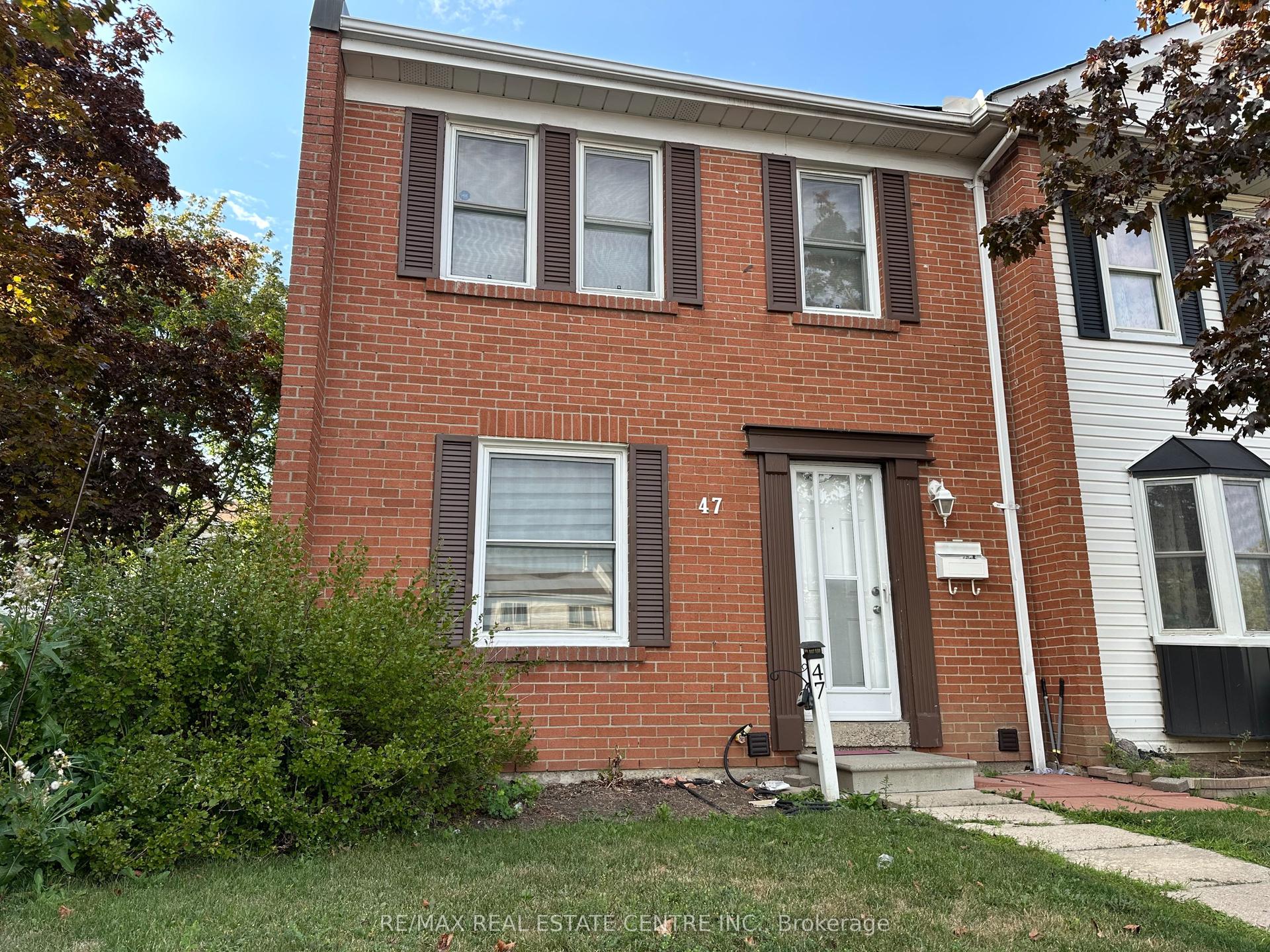 1020 Central Park Drive 47 #47, Brampton — Condo Town for lease, photo 1