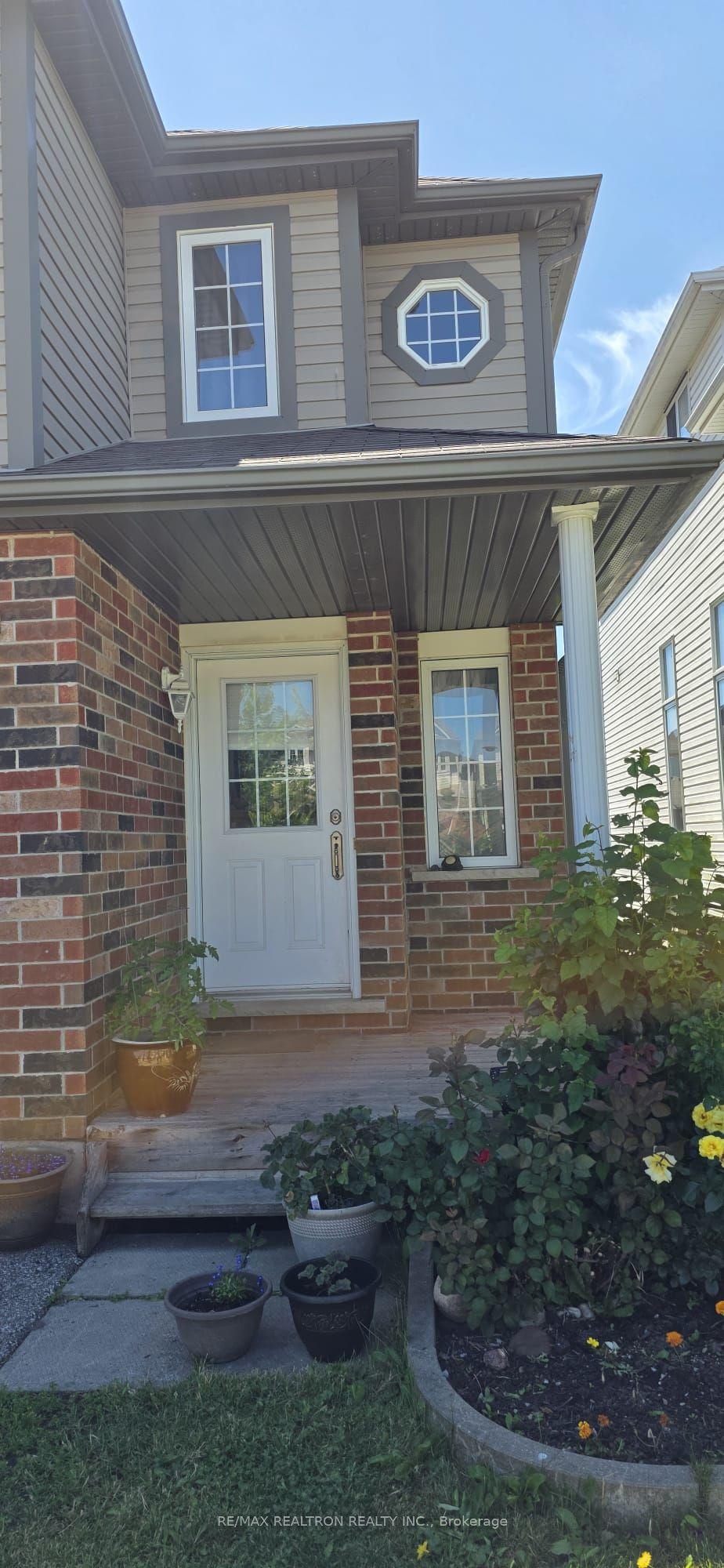 123 Westmeadow Drive, Kitchener — Detached for lease, photo 1
