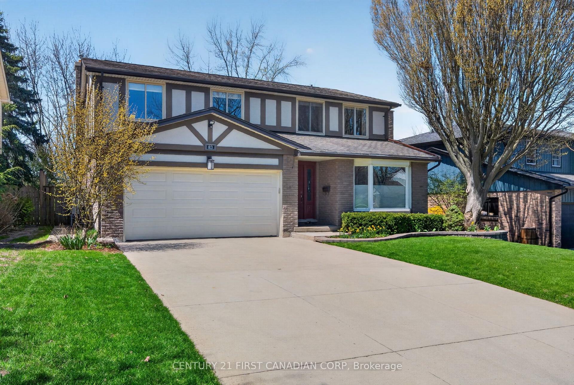 83 Guildford Crescent — photo 1