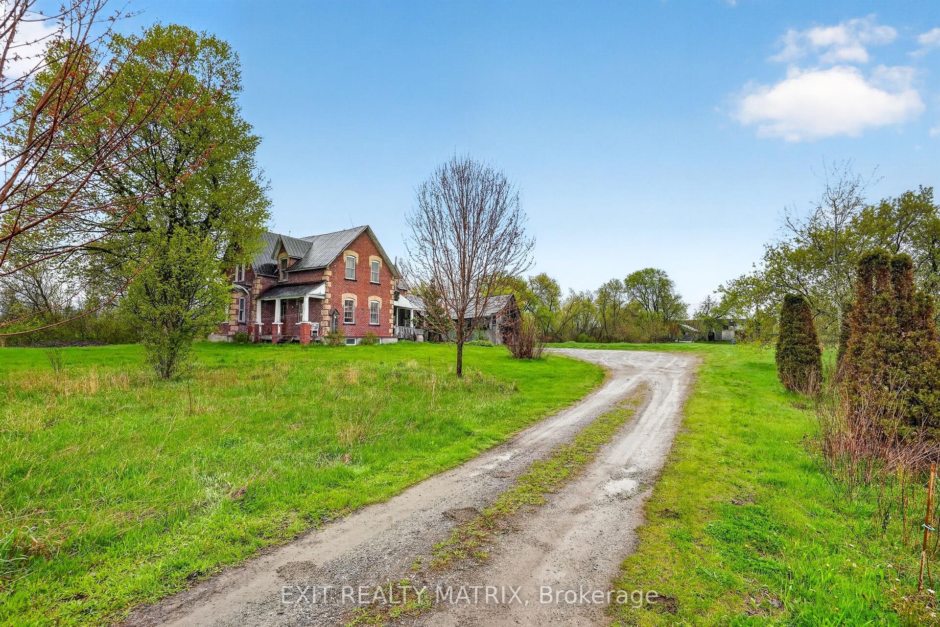 7499 Bank Street — photo 1