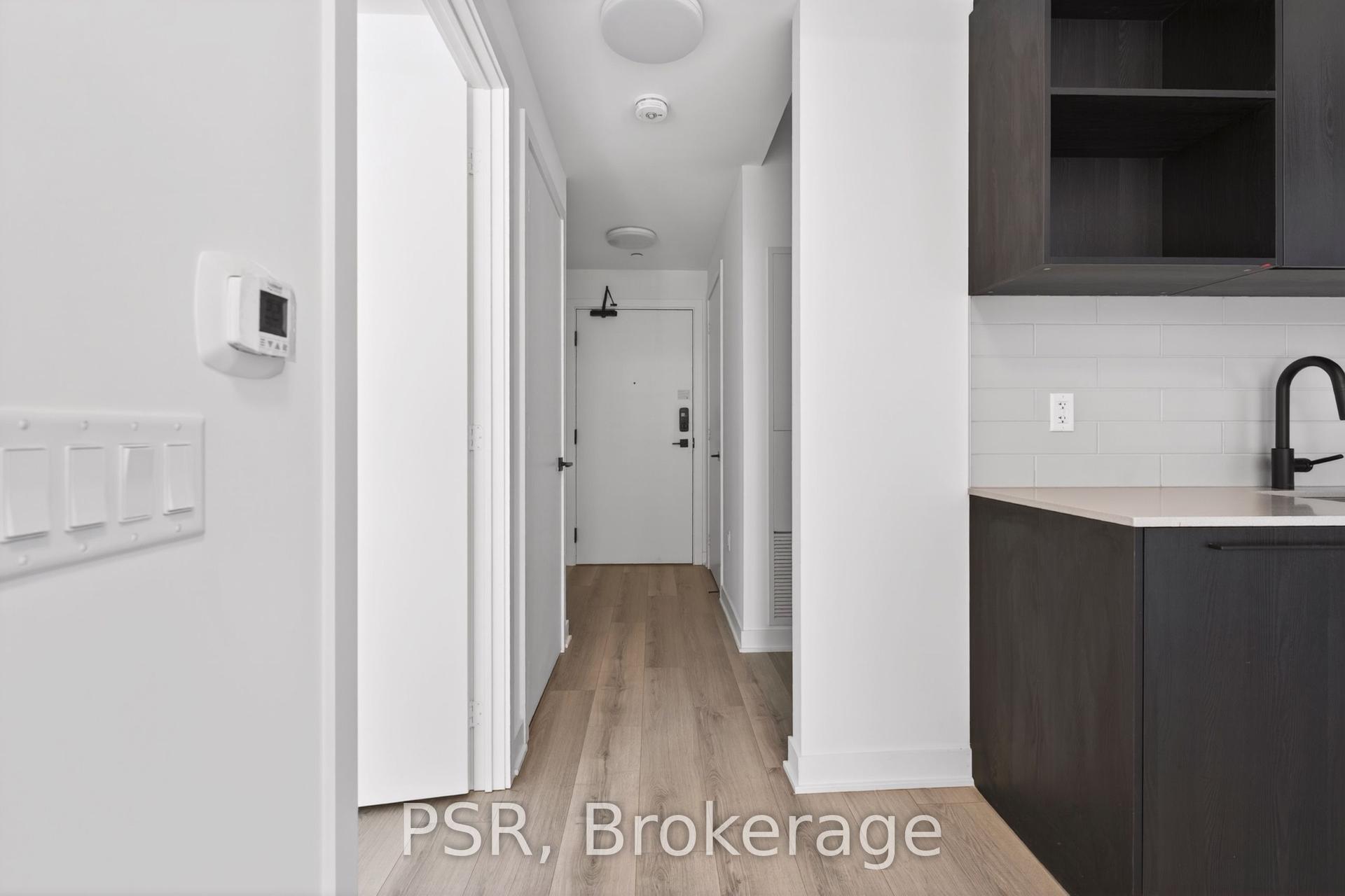 1185 Dupont Street N 502 #502 — photo 1