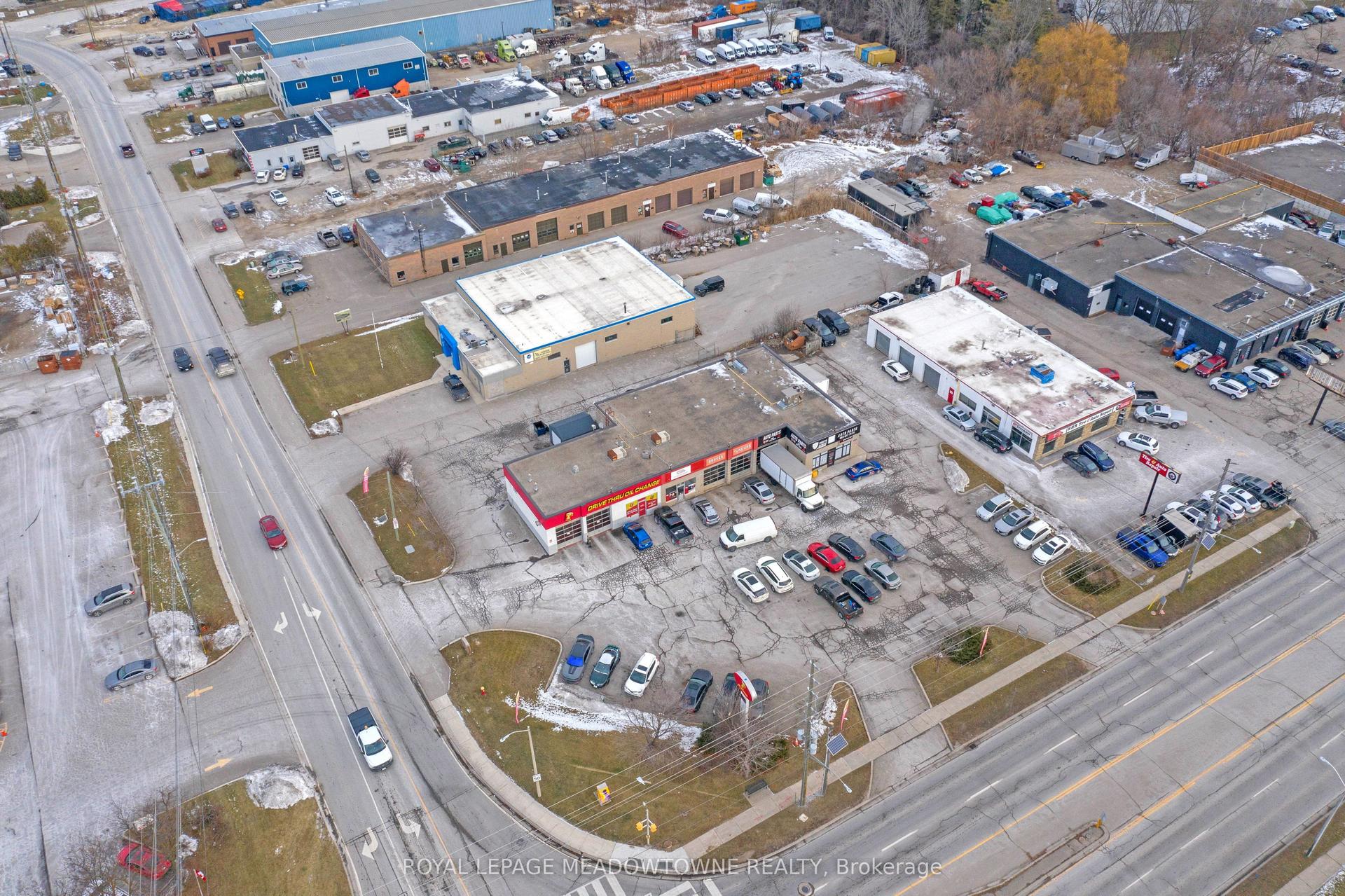 341 Guelph Street — photo 1