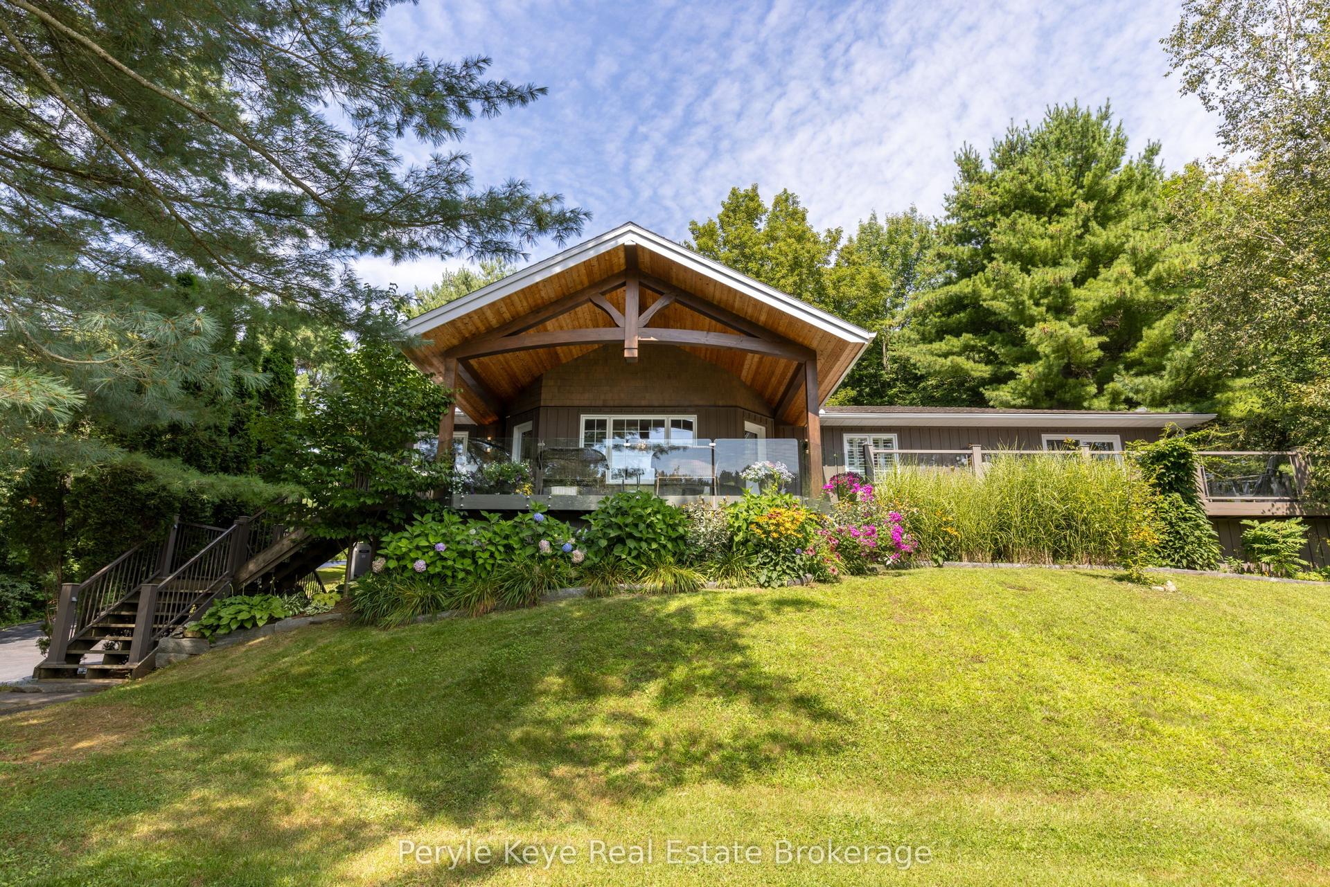 179 Santa's Village Road, Bracebridge — Detached for sale, photo 1