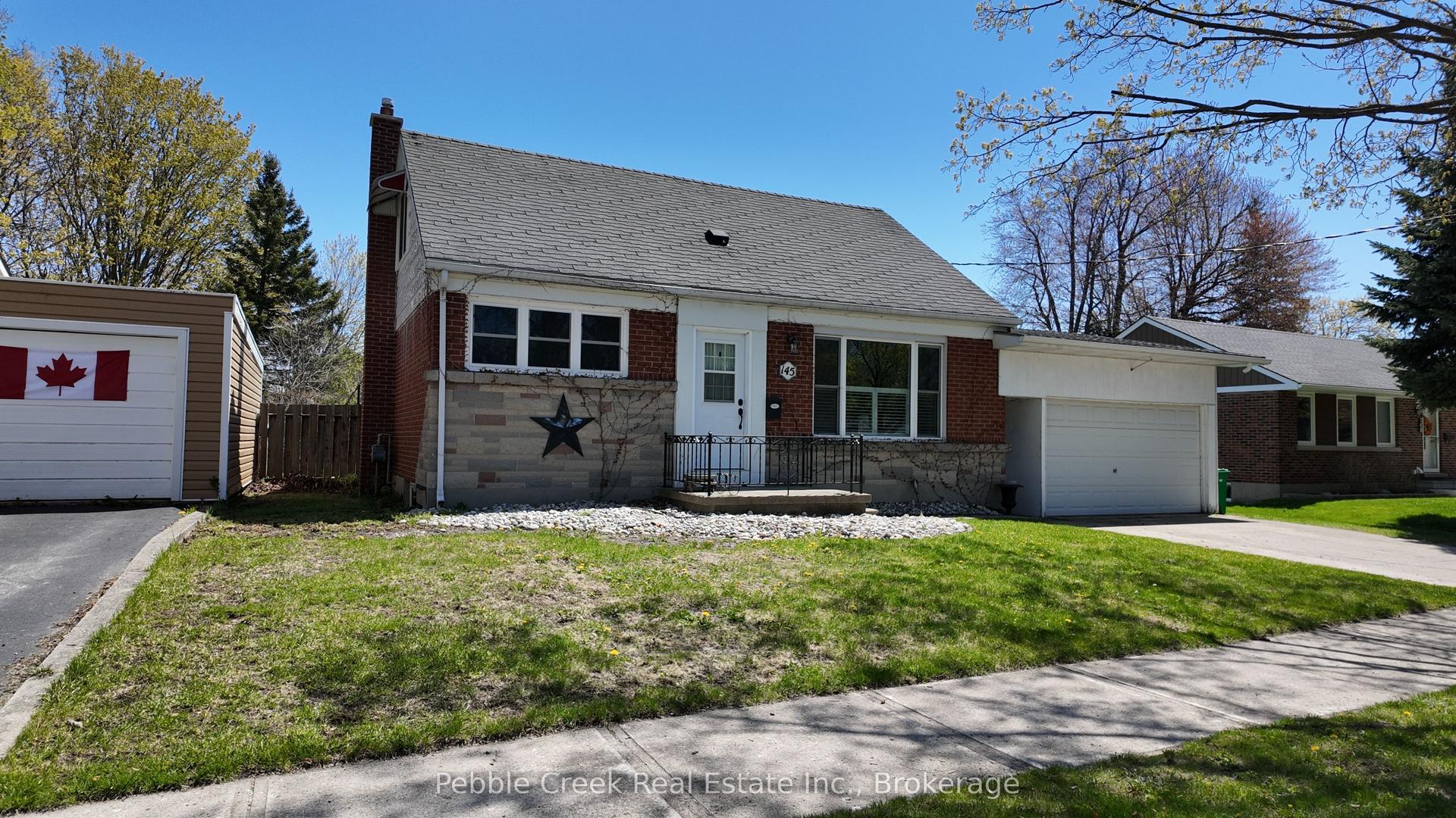 145 Elizabeth Street — photo 1