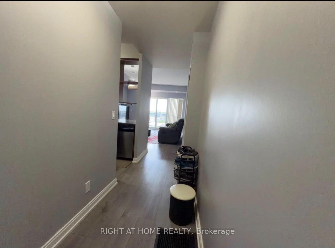 181 Village Green Square 1221 #1221, Toronto — Condo for lease, photo 1
