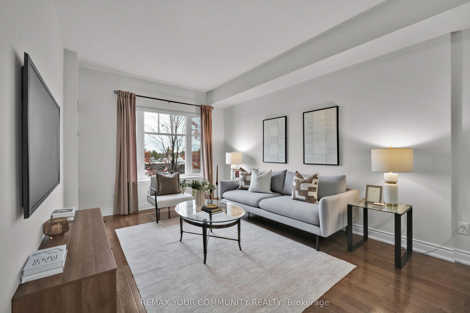 10211 Keele Street 224 #224, Vaughan — Condo for sale, photo 1