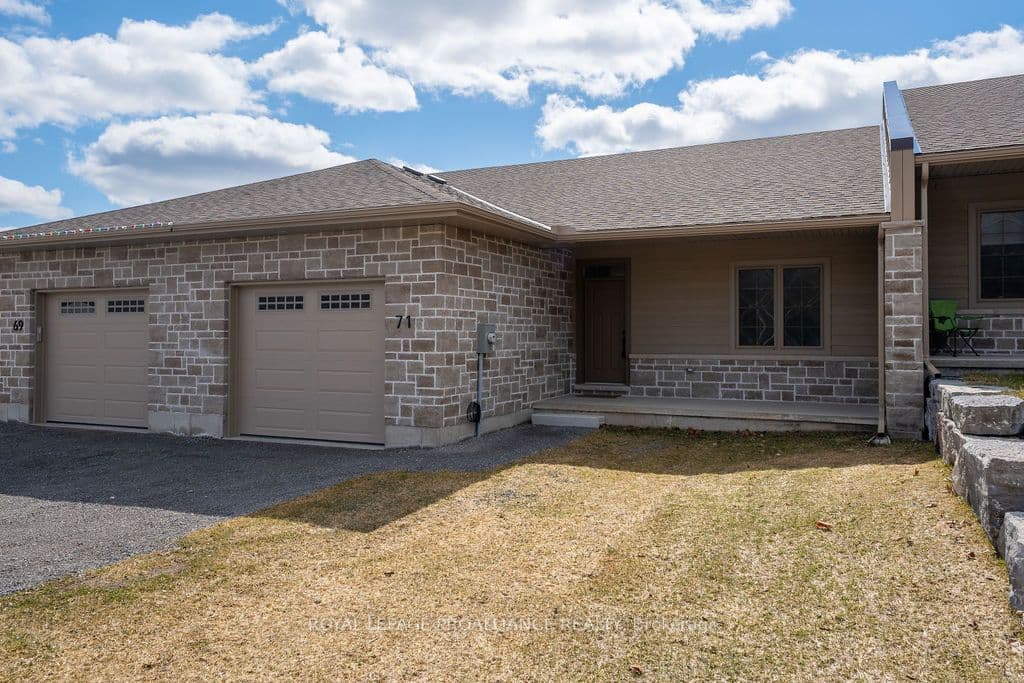 71 Seymour Street W — photo 1