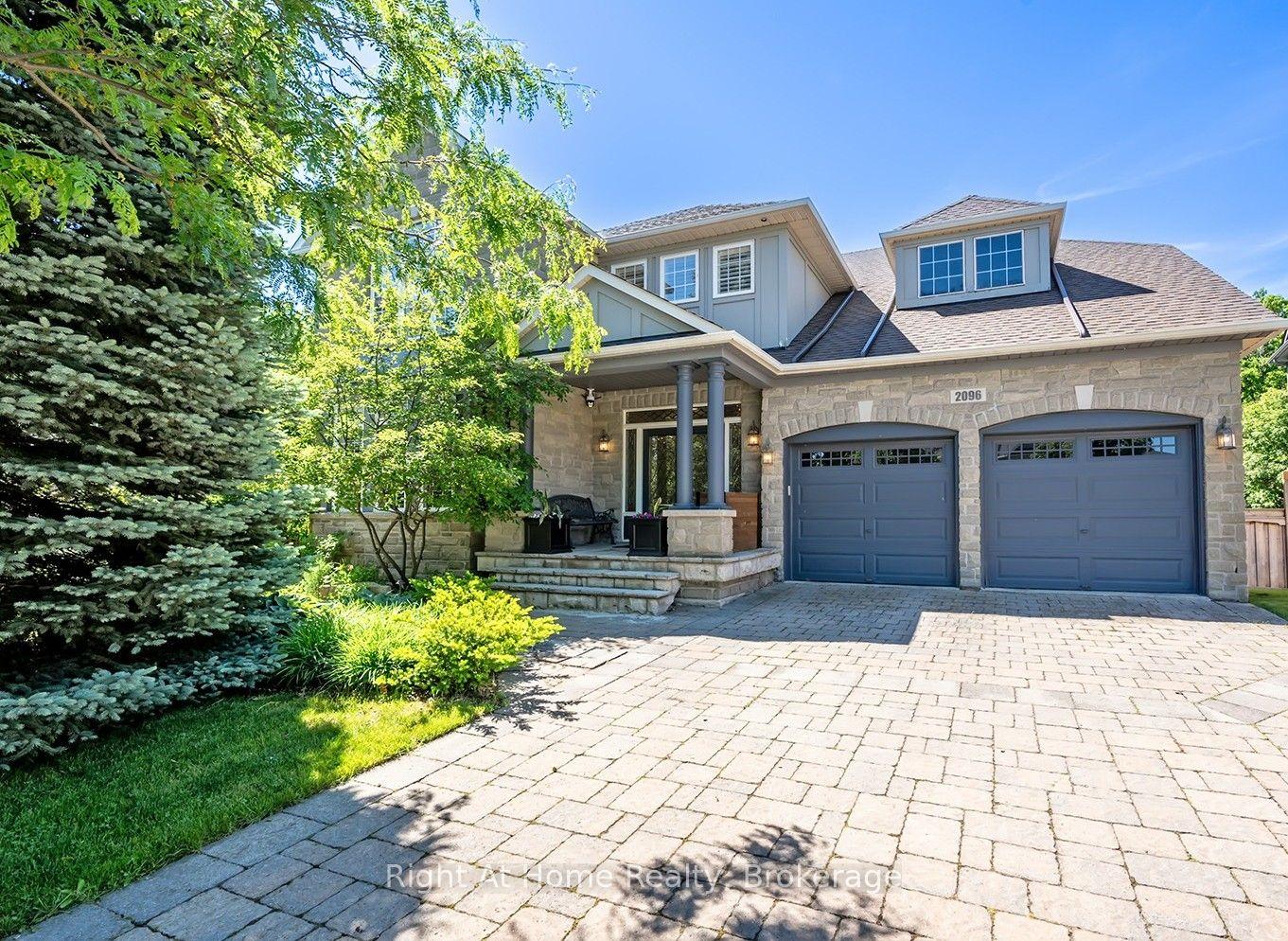2096 Bingley Crescent — photo 1