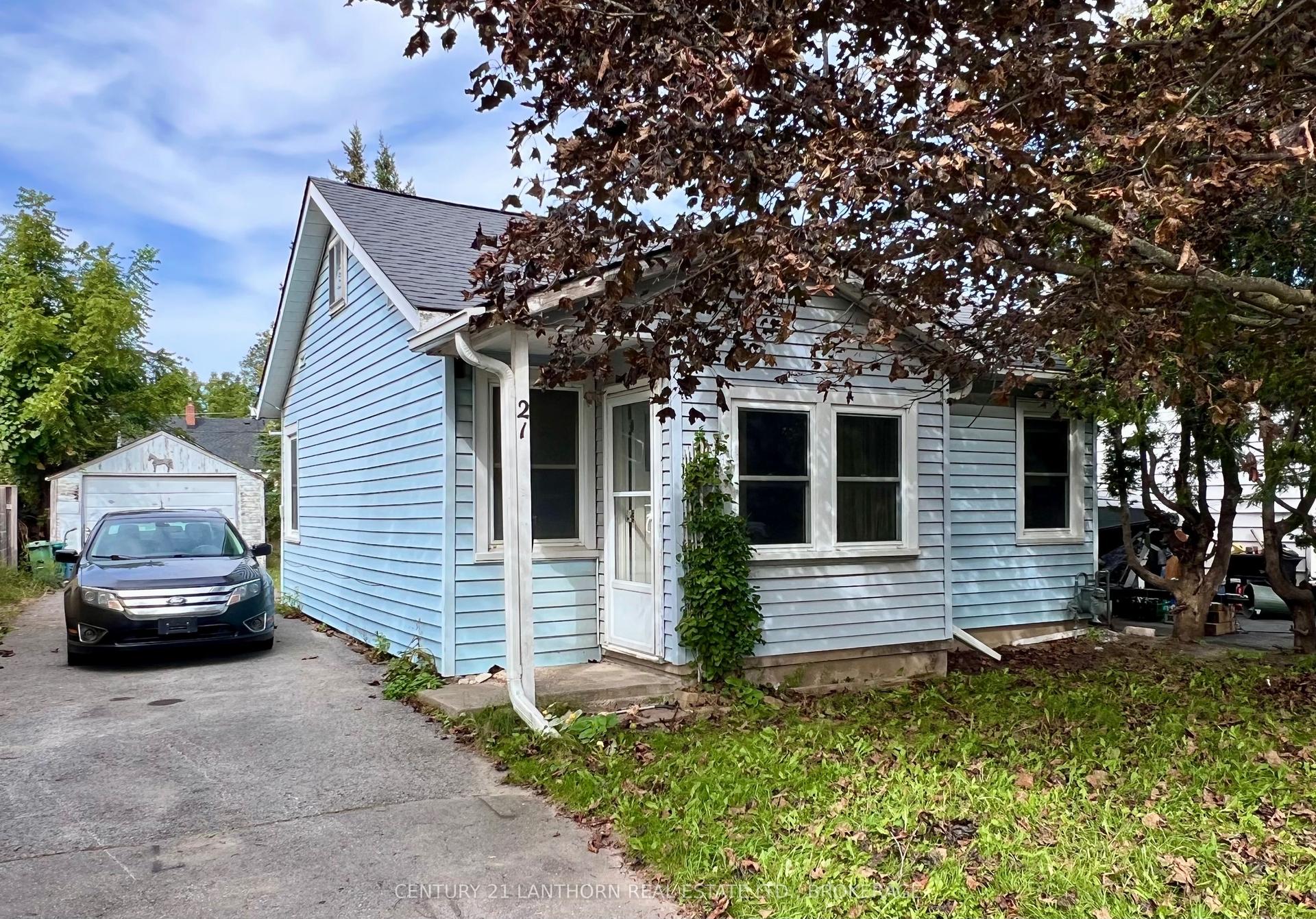21 First Avenue, Kingston — Detached for sale, photo 1