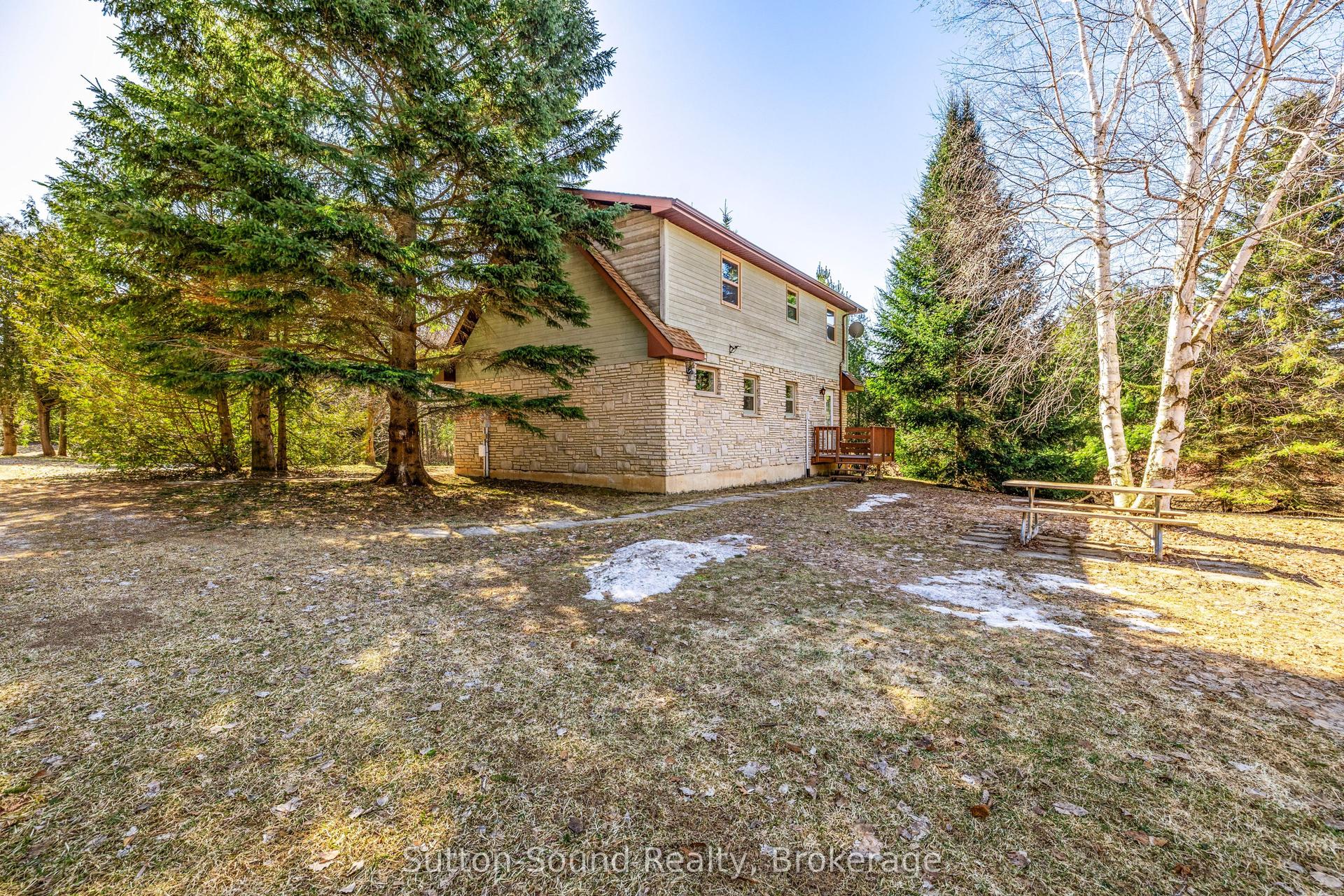 350222 Bayshore Road — photo 1