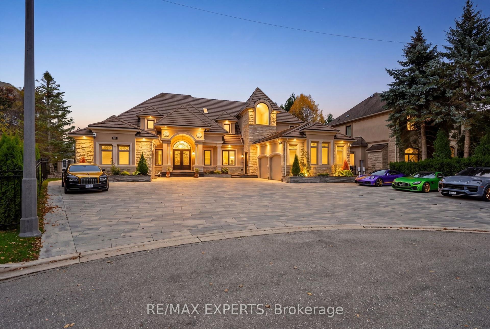 33 Highland Creek Court, Vaughan — Detached for sale, photo 1