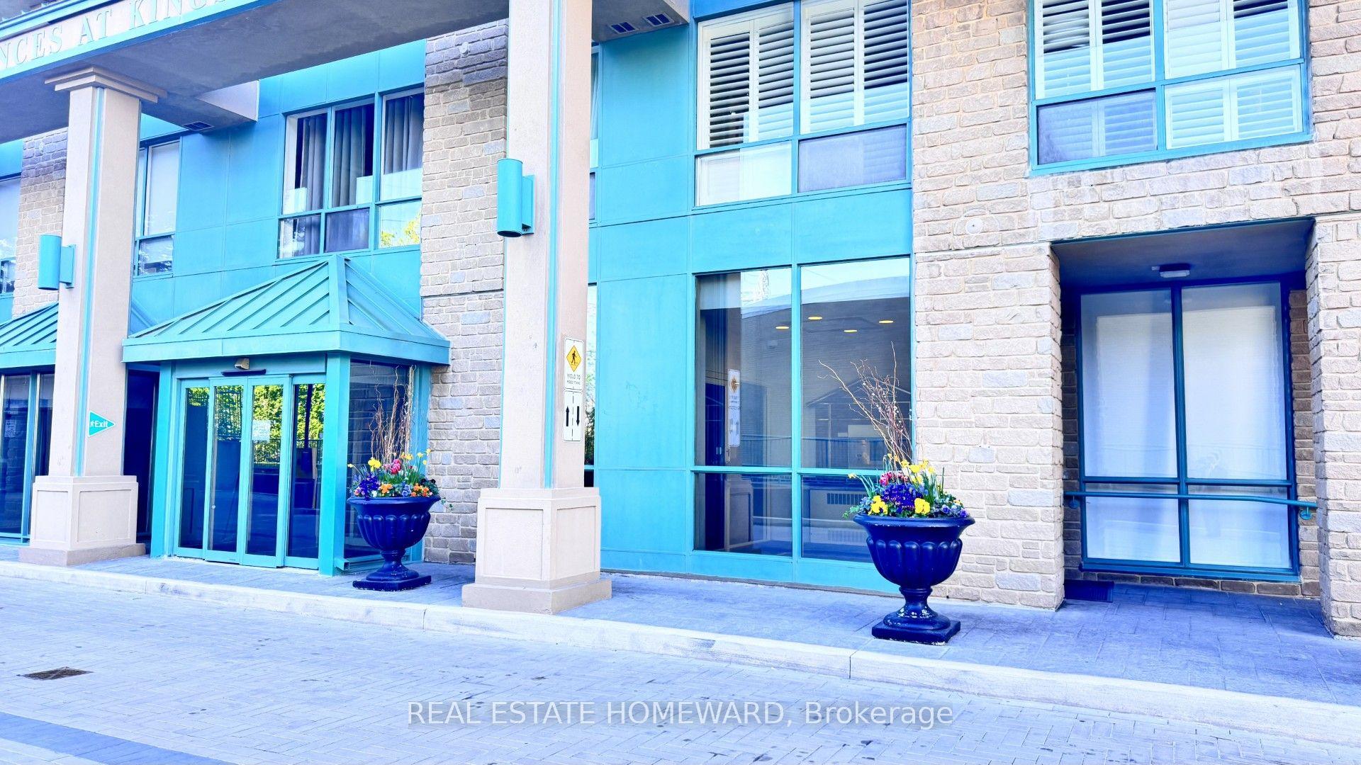 101 Subway Crescent 2012 #2012 — photo 1