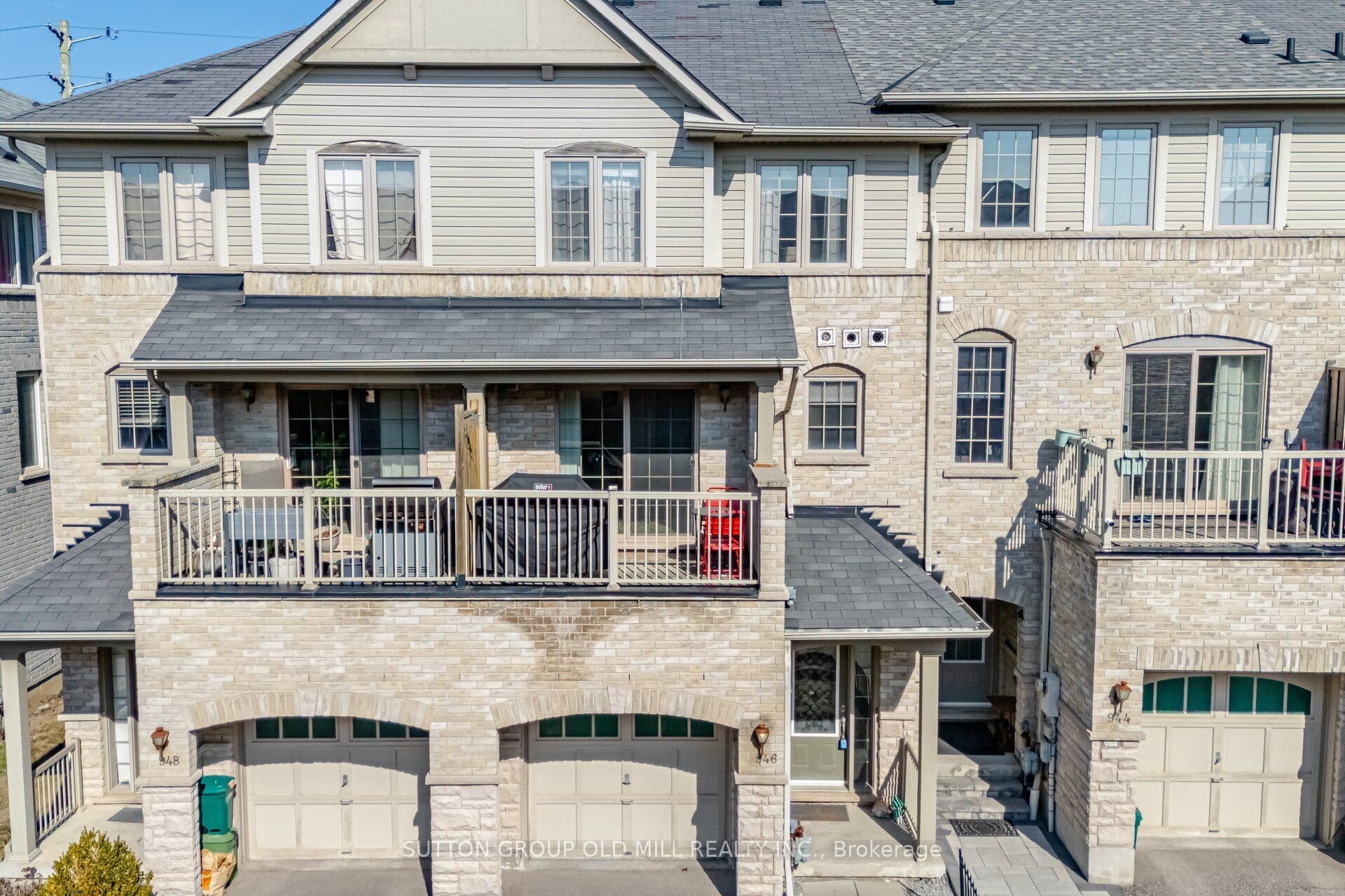 946 Audley Road N — photo 1