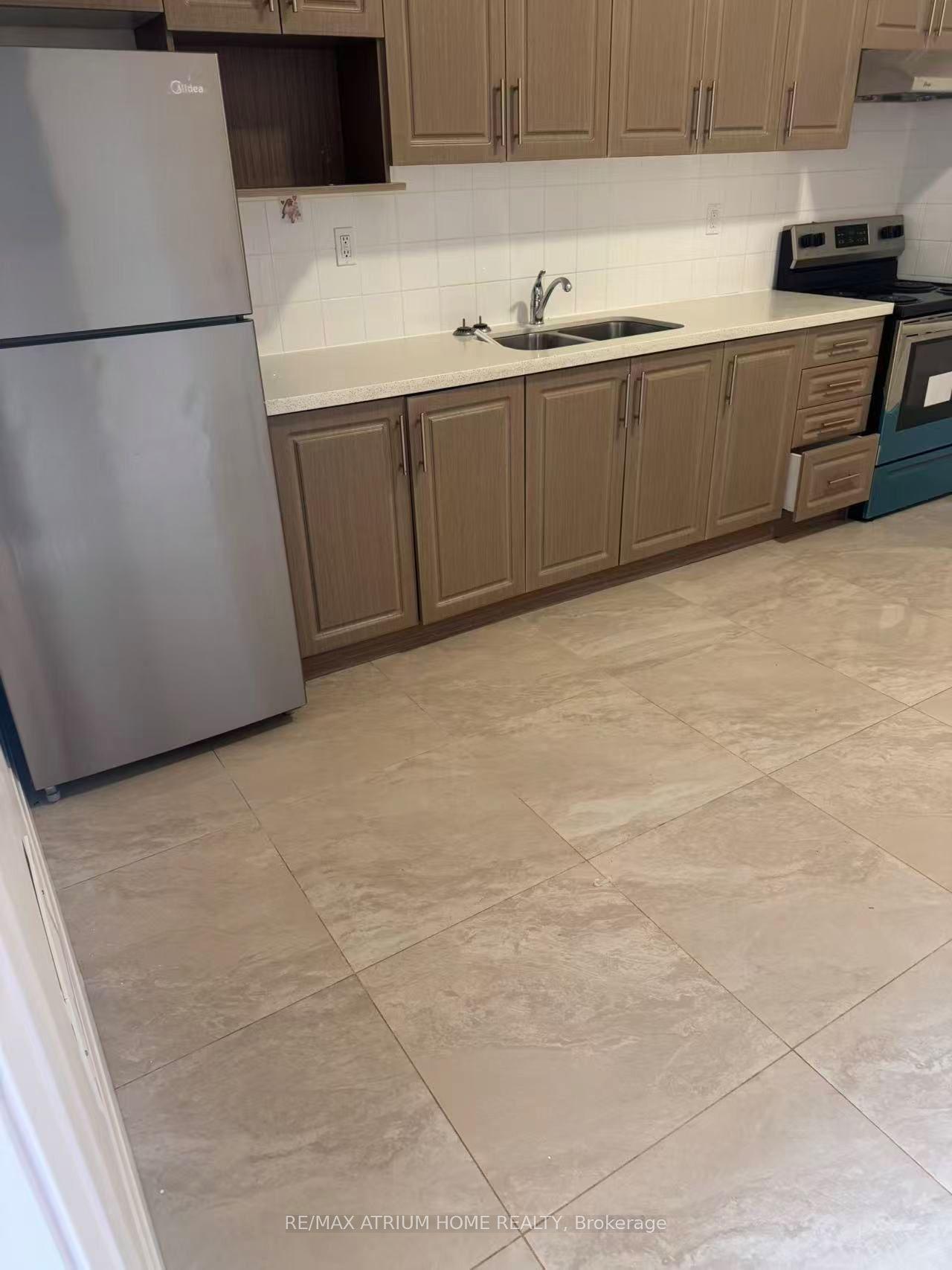 410 Spadina Avenue 201 #201, Toronto — Townhouse for lease, photo 1