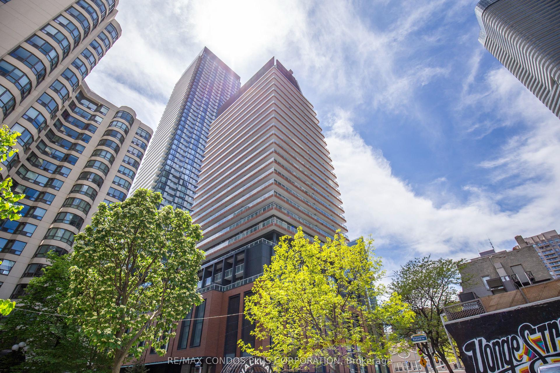 18 Maitland Terrace 1706 #1706, Toronto — Condo for sale, photo 1