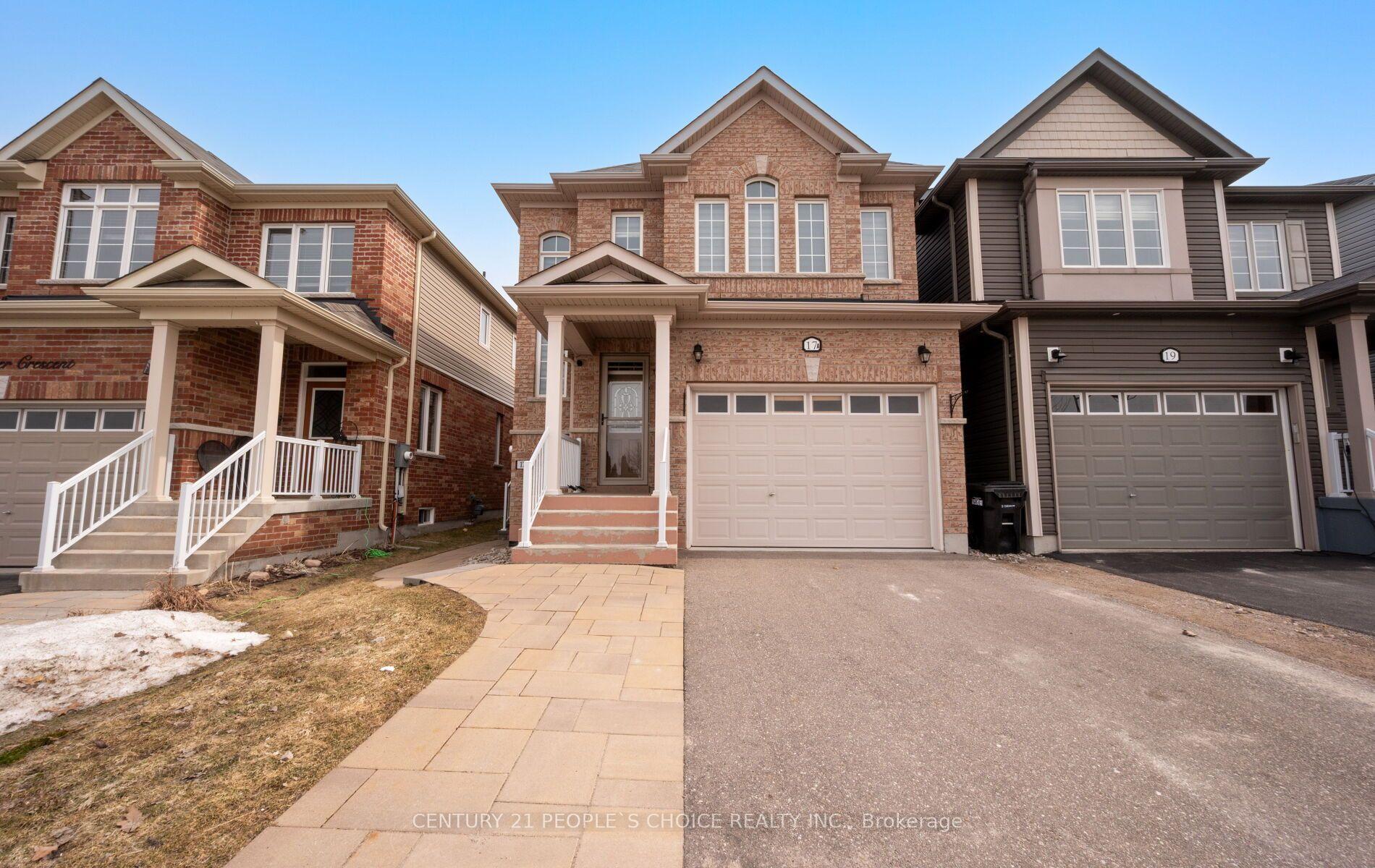 17 Wagner Crescent — photo 1