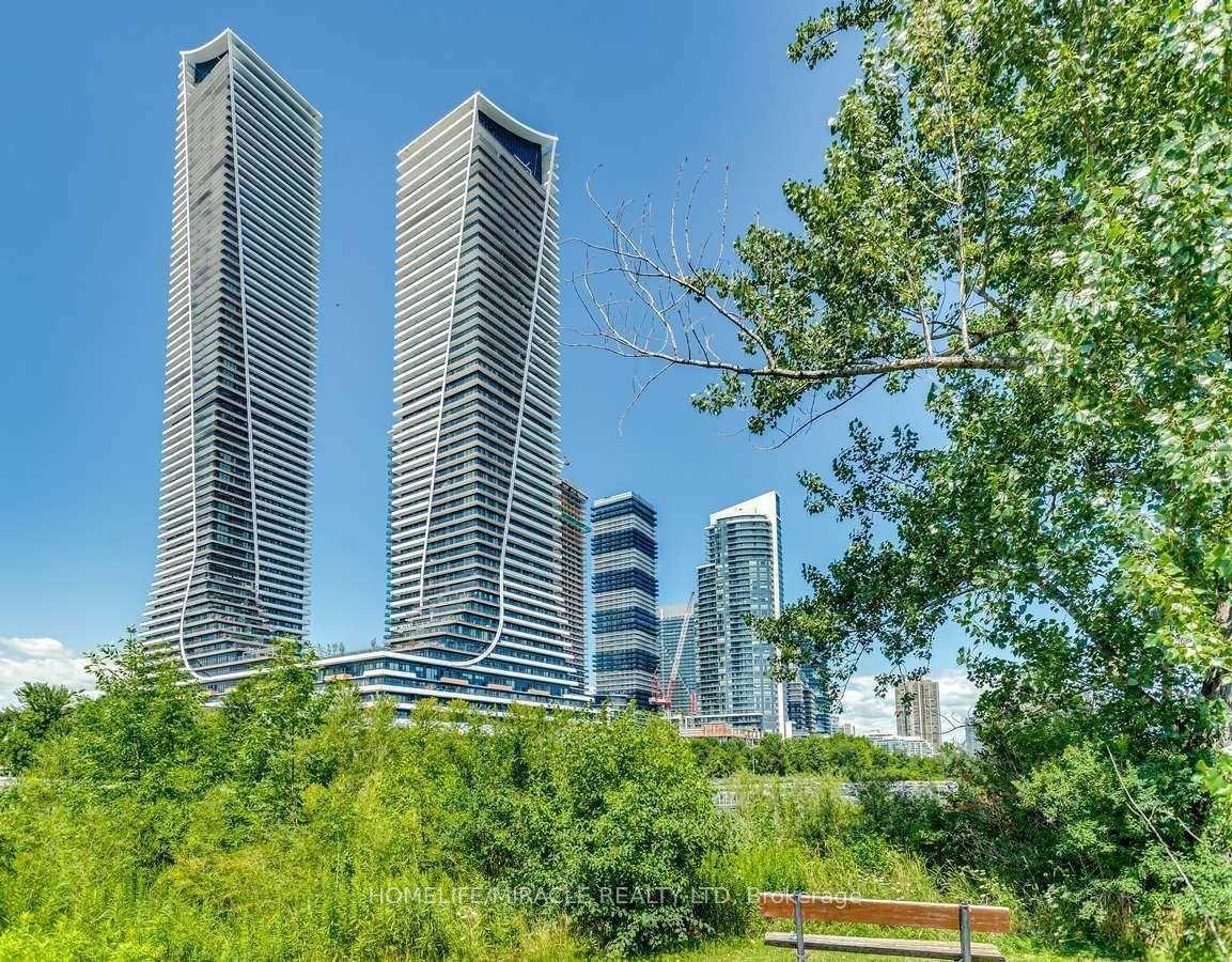 30 Shore Breeze Drive 5002 #5002, Toronto — Condo for sale, photo 1