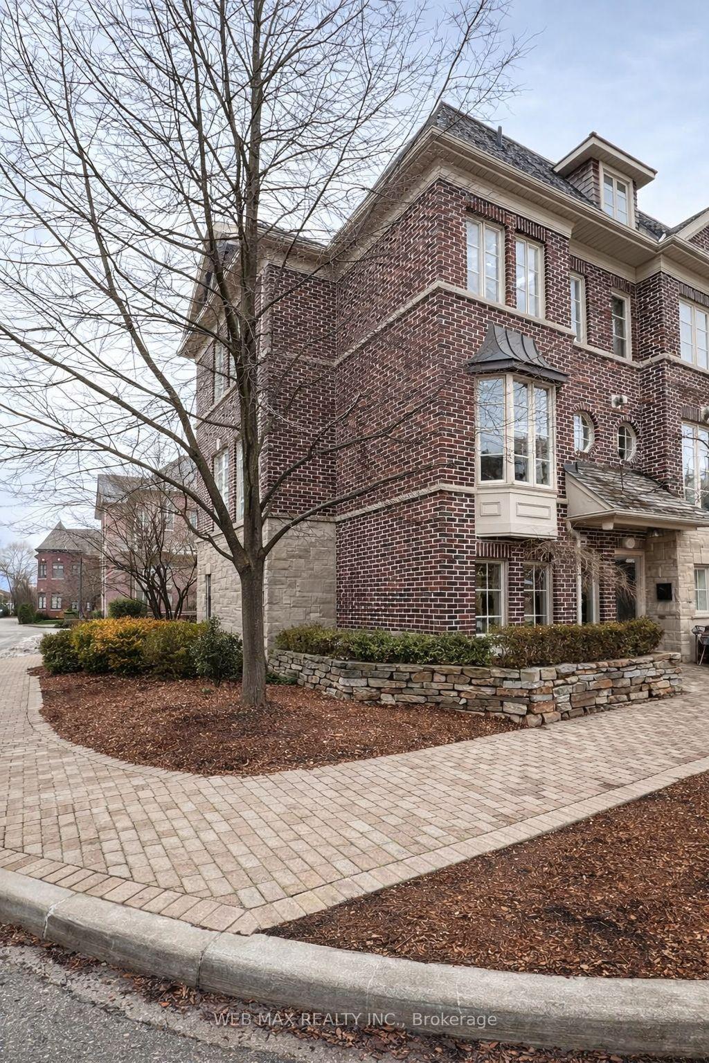 39 Furrow Lane, Toronto — Townhouse for lease, photo 1