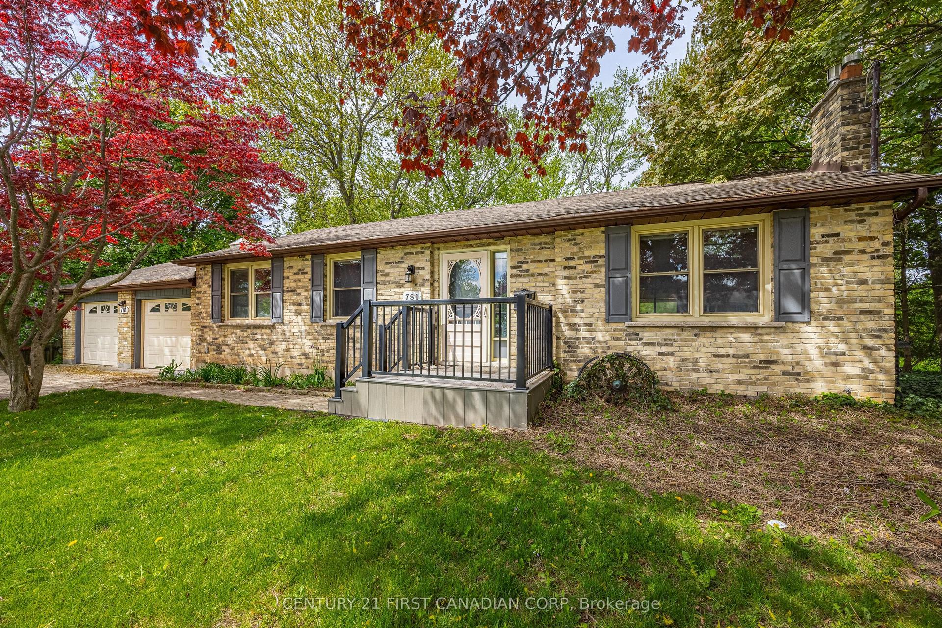 781 Verulam Street — photo 1
