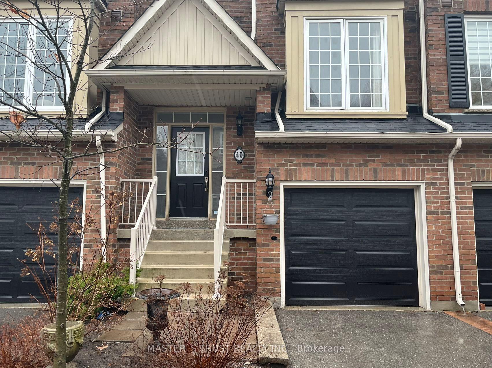 100 Elgin Mills Road W 40 #40, Richmond Hill — Condo Town for lease, photo 1