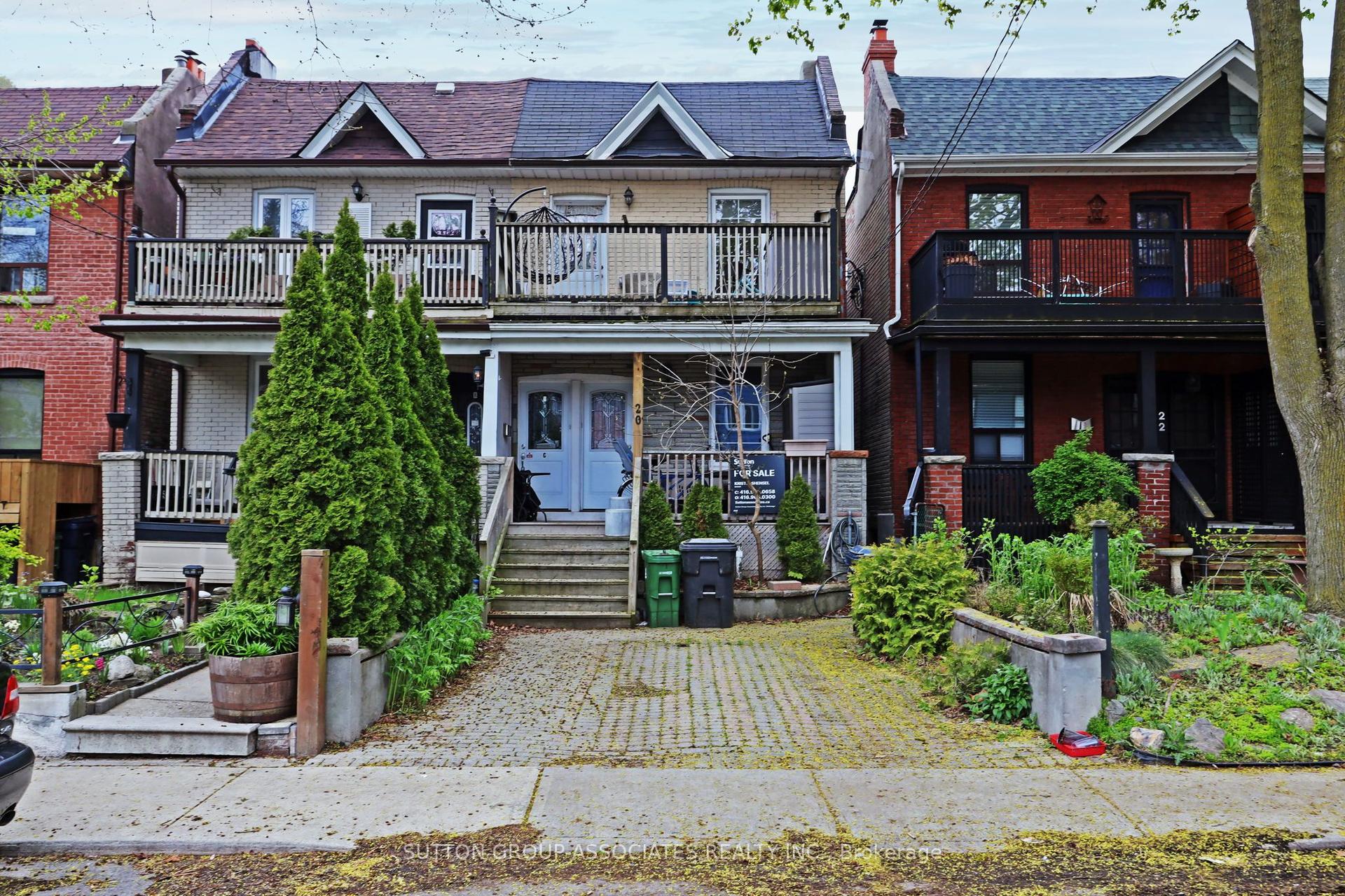 20 Ashdale Avenue — photo 1
