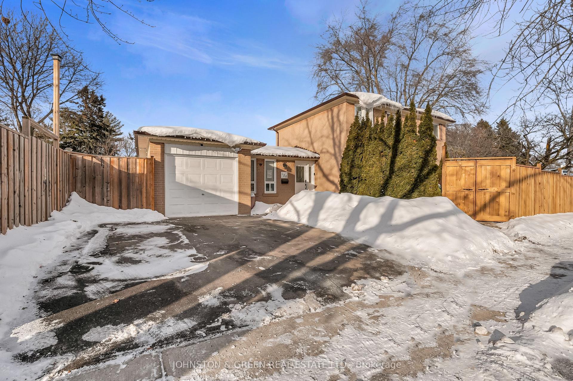 126 Slan Avenue — photo 1