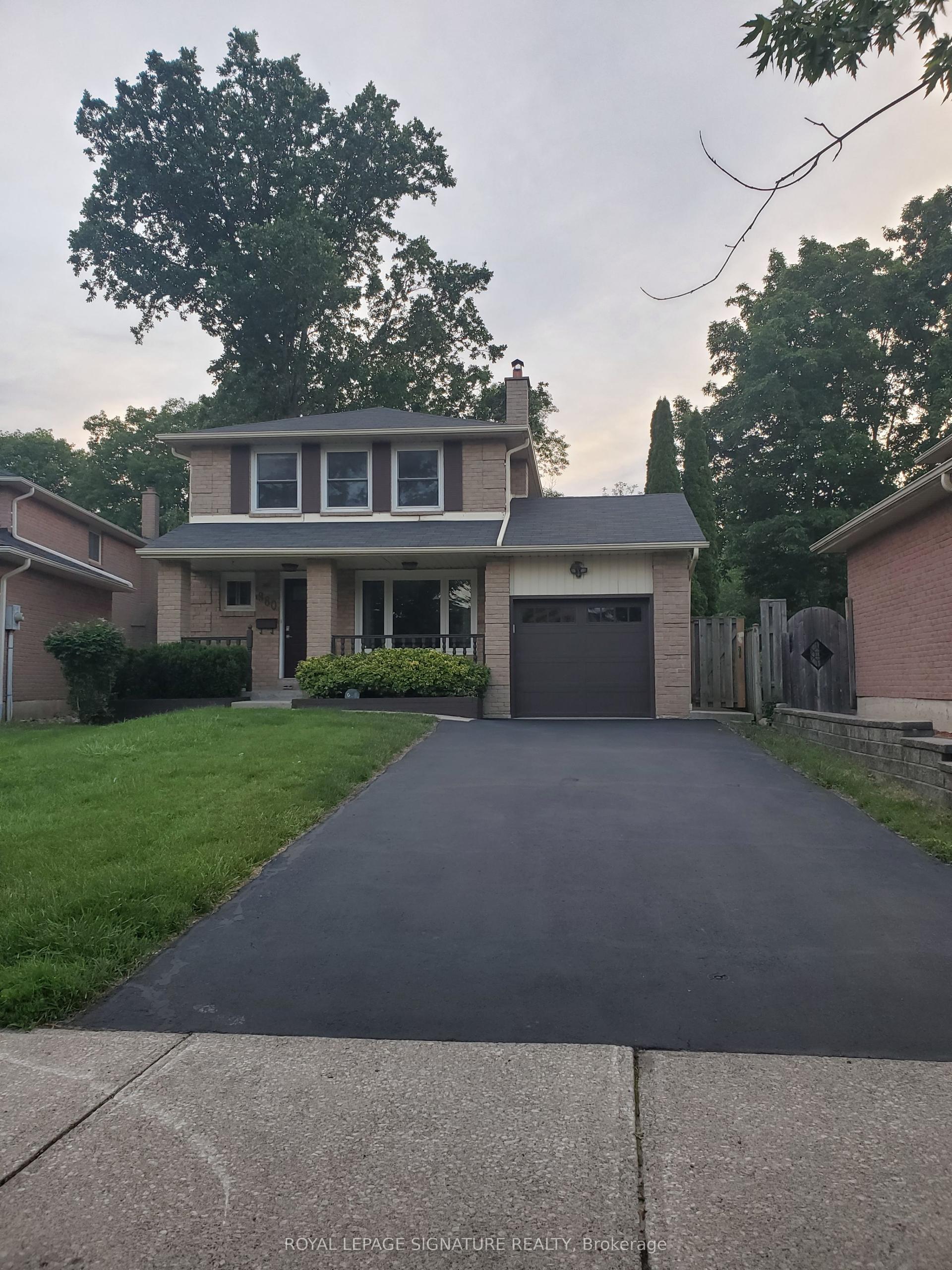 980 Sawgrass Crescent — photo 1