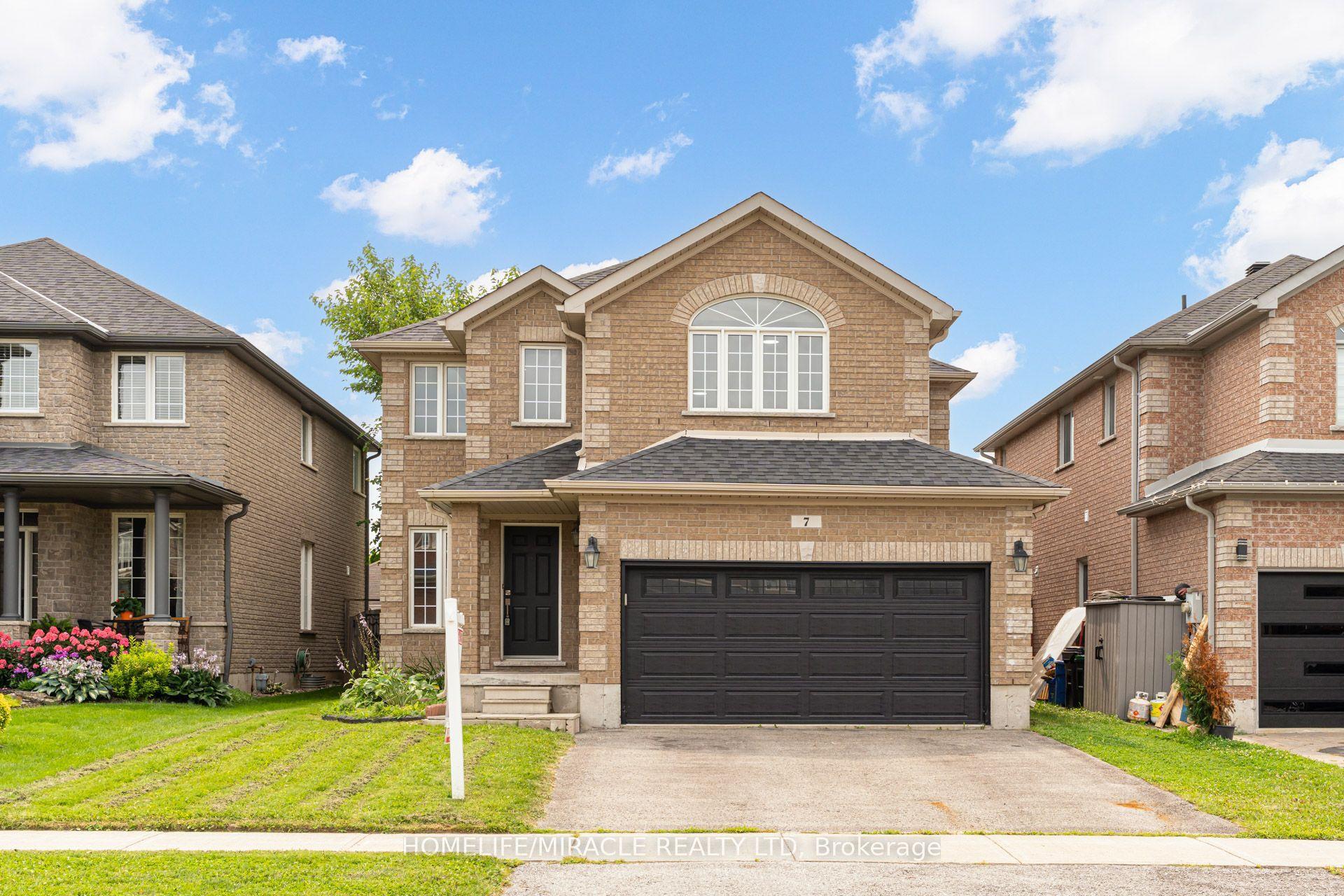 7 Empire Drive, Barrie — Detached for sale, photo 1