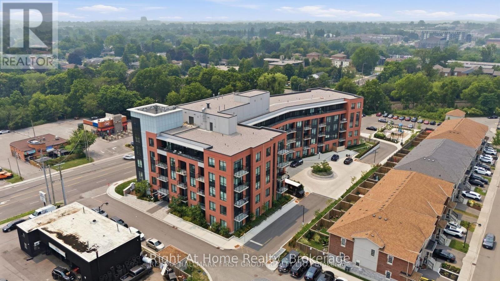 1010 Dundas Street 310 #310, Whitby — Condo for lease, photo 1
