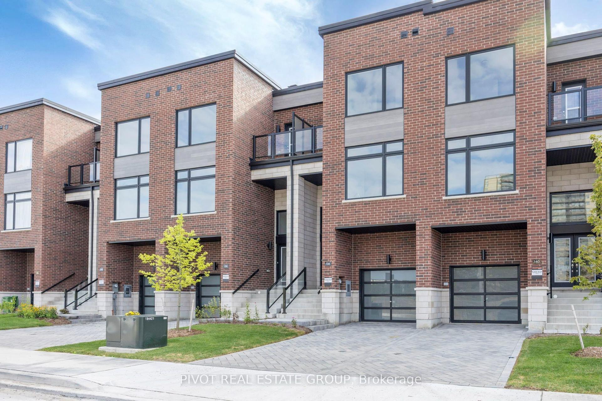138 Danielle Moore Circle, Toronto — Townhouse for sale, photo 1