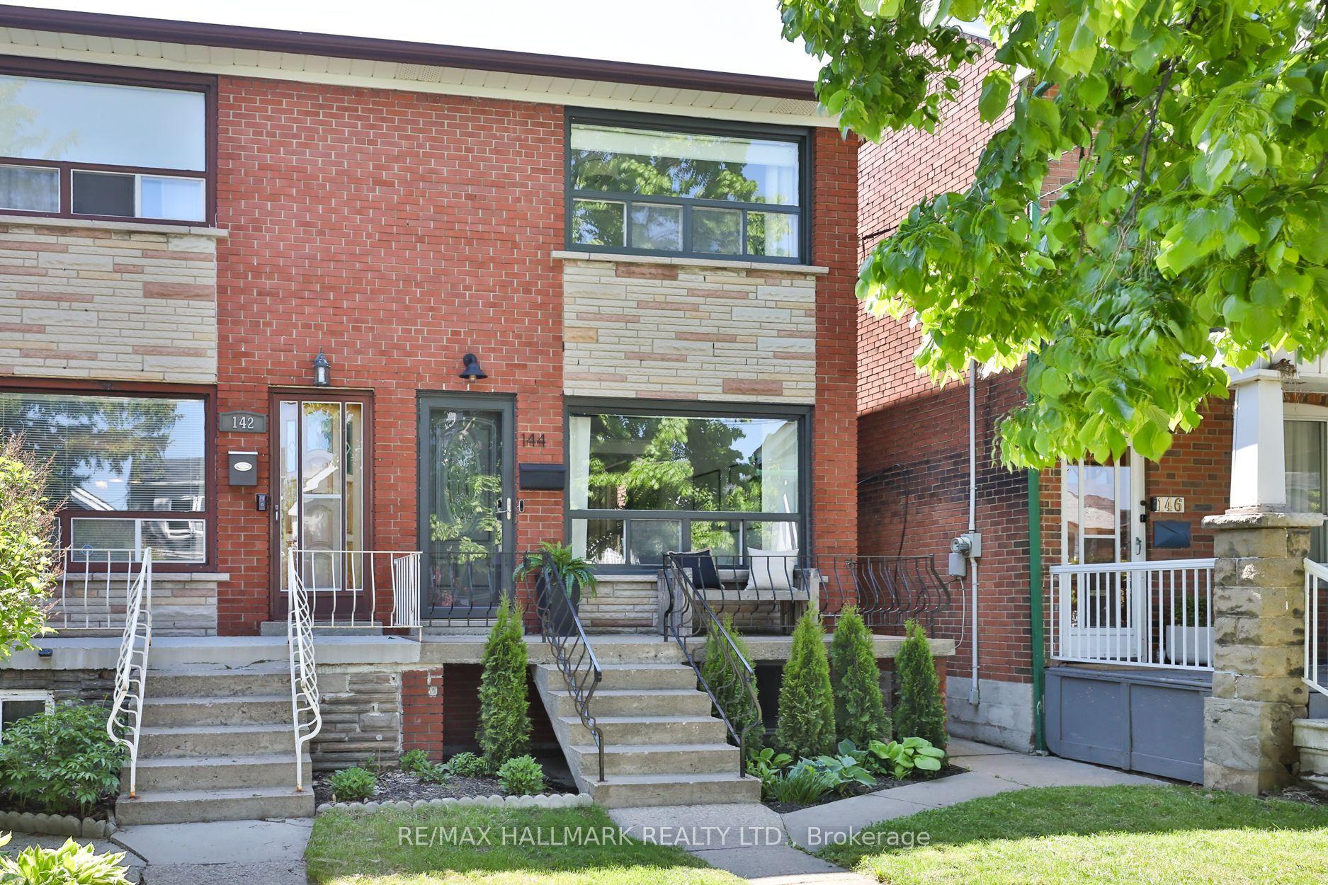 144 Boon Avenue — photo 1