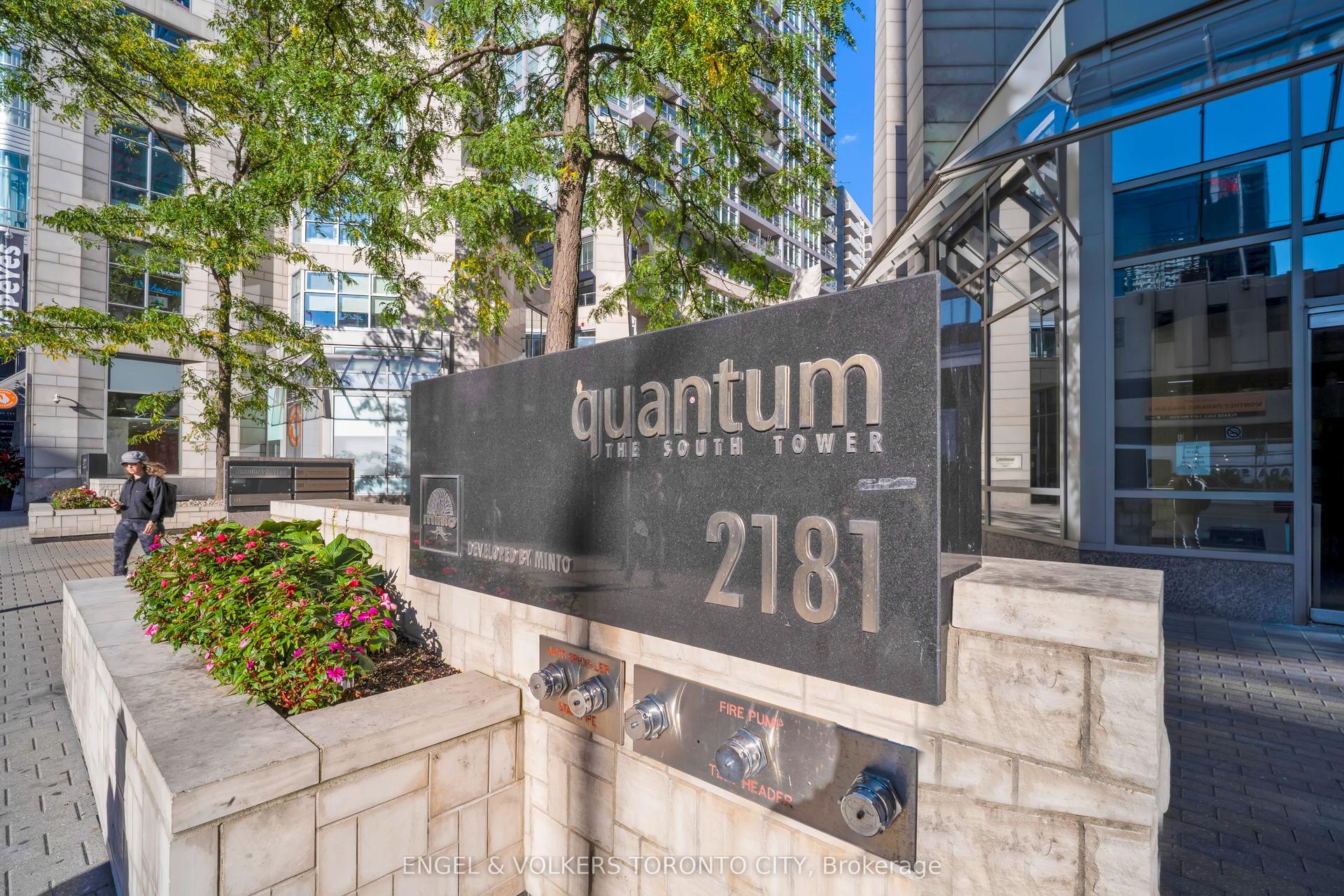 2181 Yonge Street 3402 #3402, Toronto — Condo for sale, photo 1