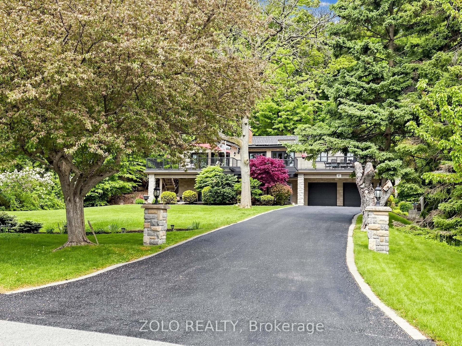 41 Meadowcliffe Drive, Toronto — Detached for sale, photo 1