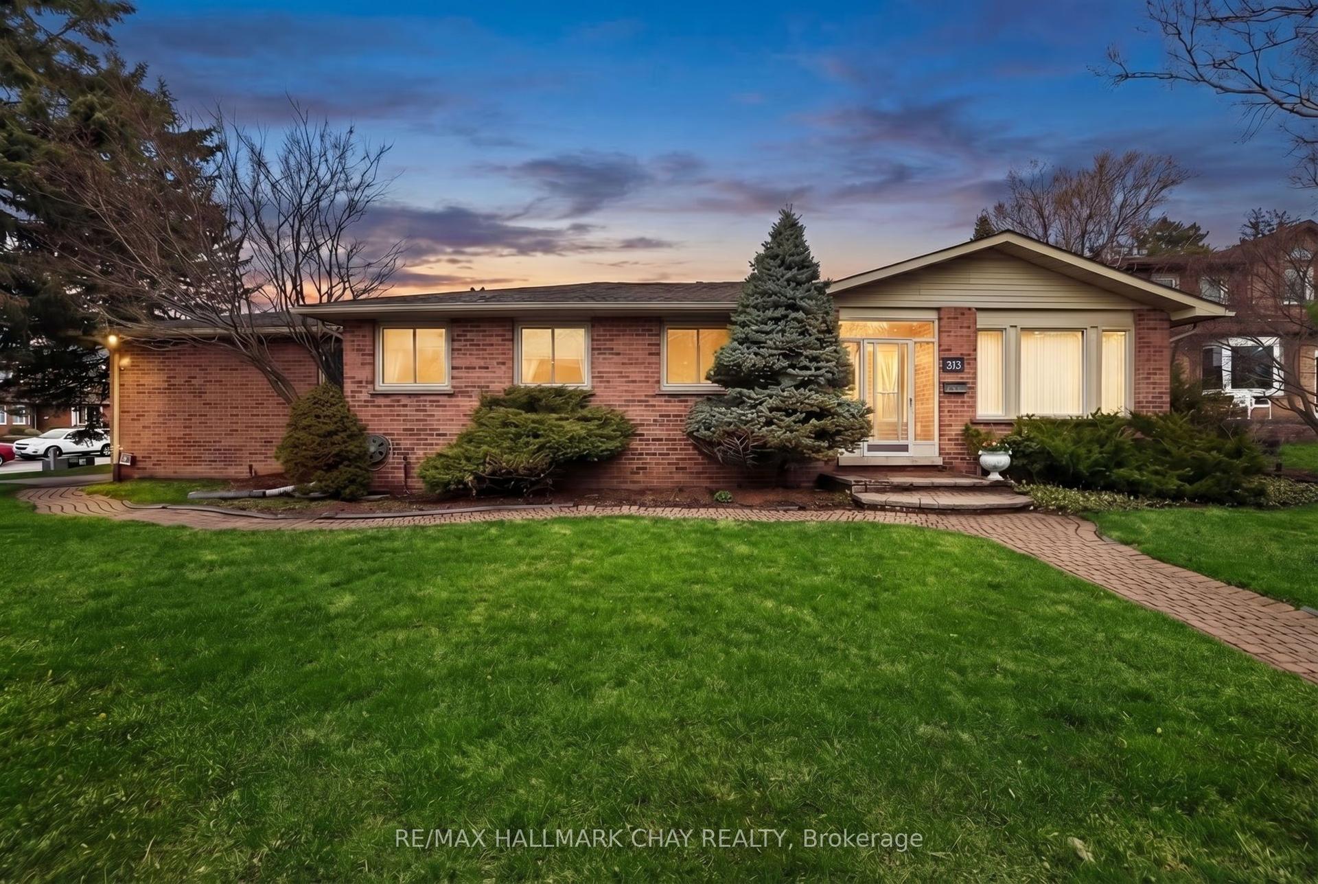 363 London Road — photo 1