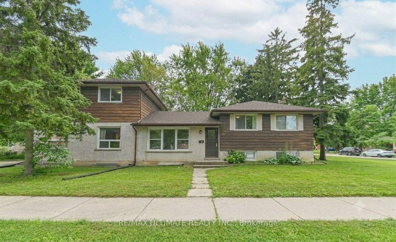367 Holly Street N, Waterloo — Multiplex for sale, photo 1