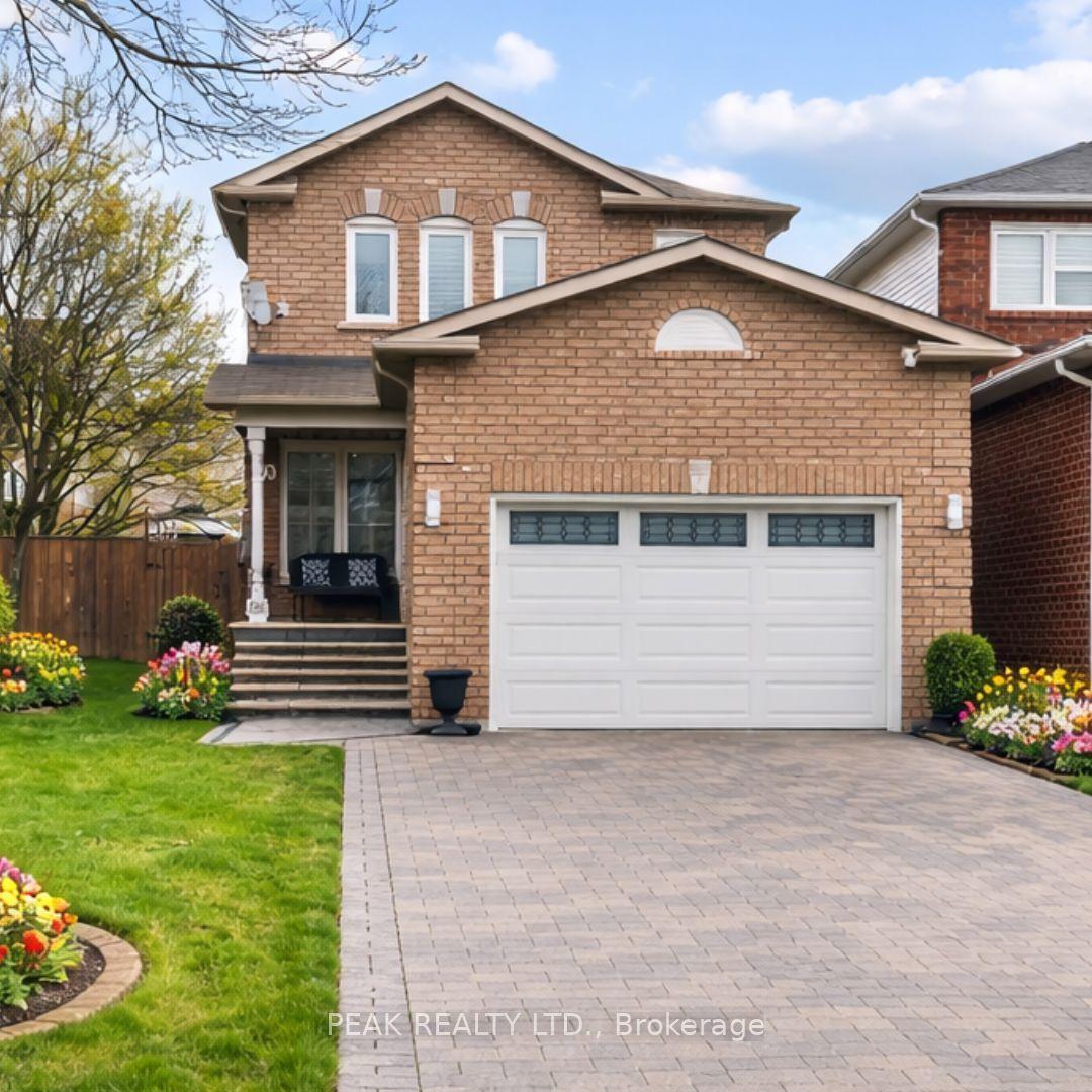 80 Fry Crescent — photo 1