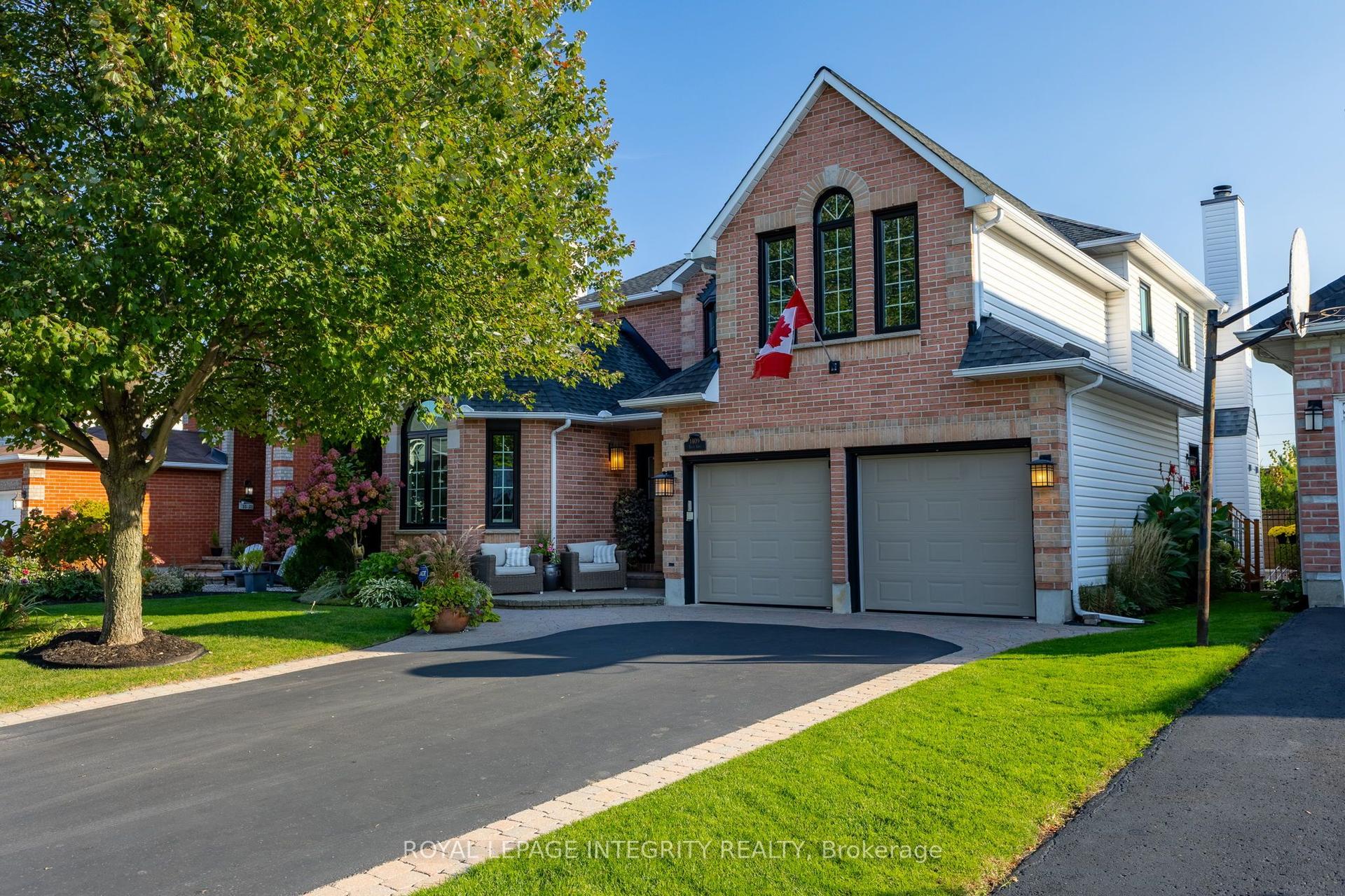 1409 Talcy Crescent E — photo 1