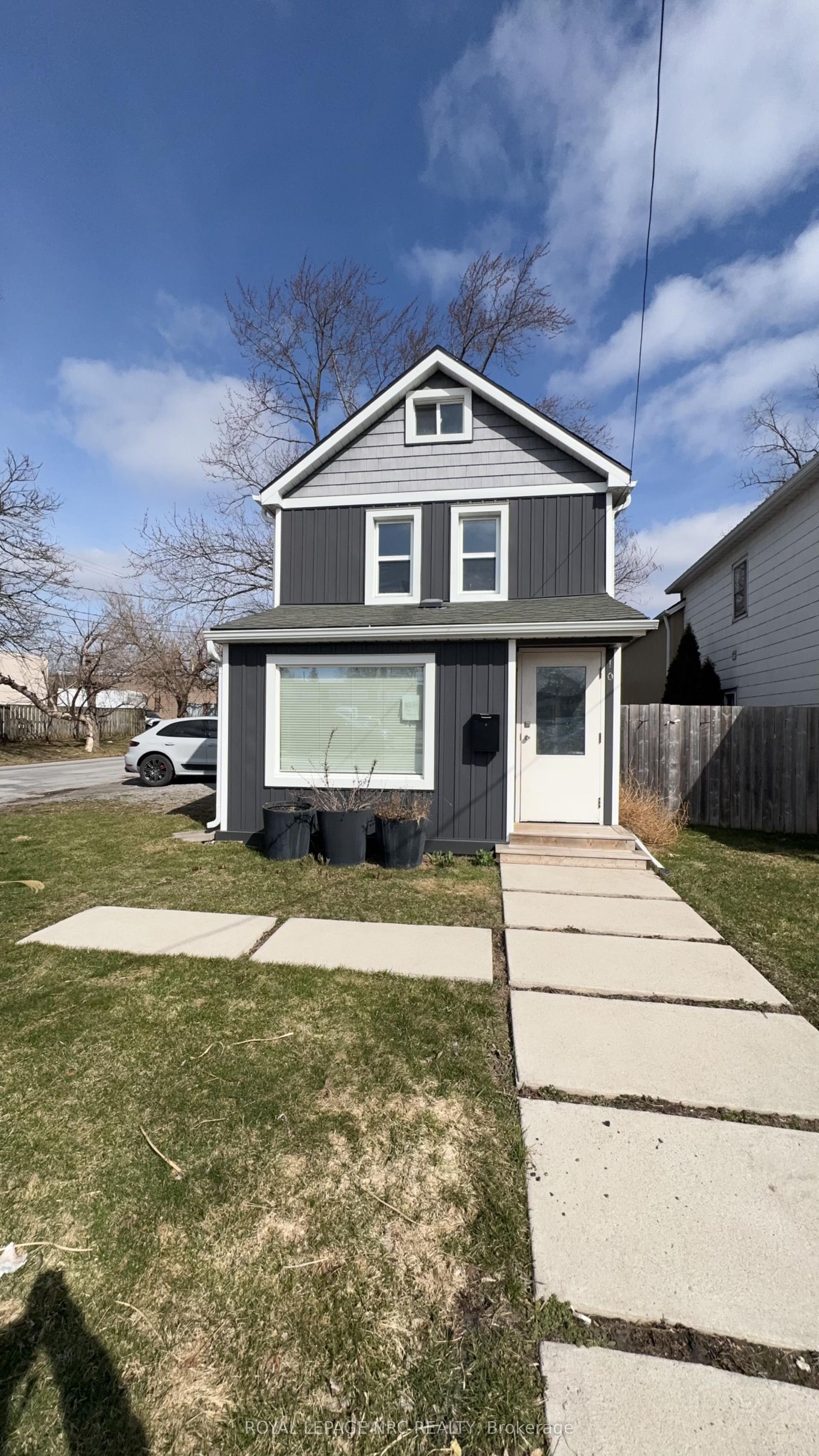 10 Thorold Road — photo 1