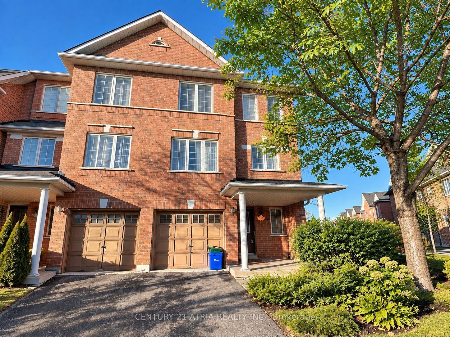 28 Interlacken Way, Markham — Townhouse for lease, photo 1