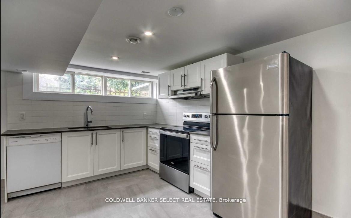 64 Walter Avenue lower #lower — photo 1